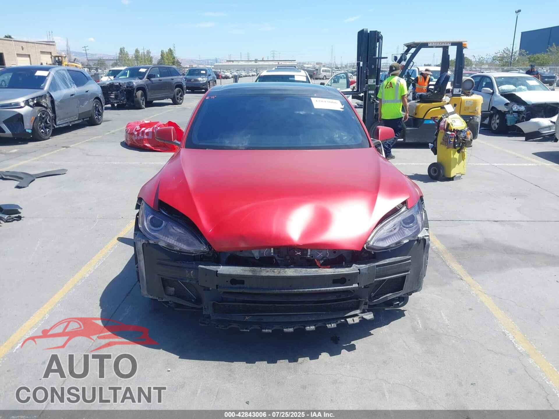 TESLA MODEL S 2013 - 5YJSA1CN2DFP09247
