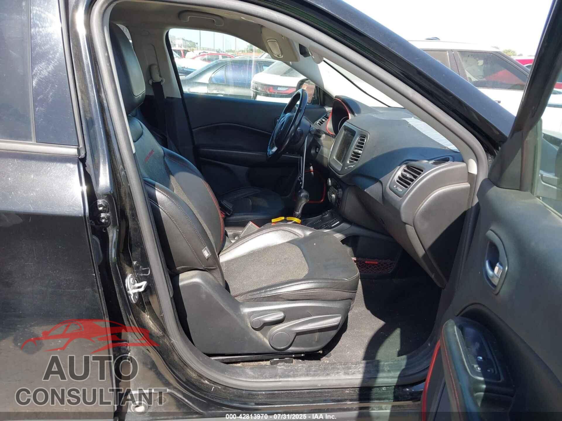 JEEP COMPASS 2020 - 3C4NJDDB2LT233312