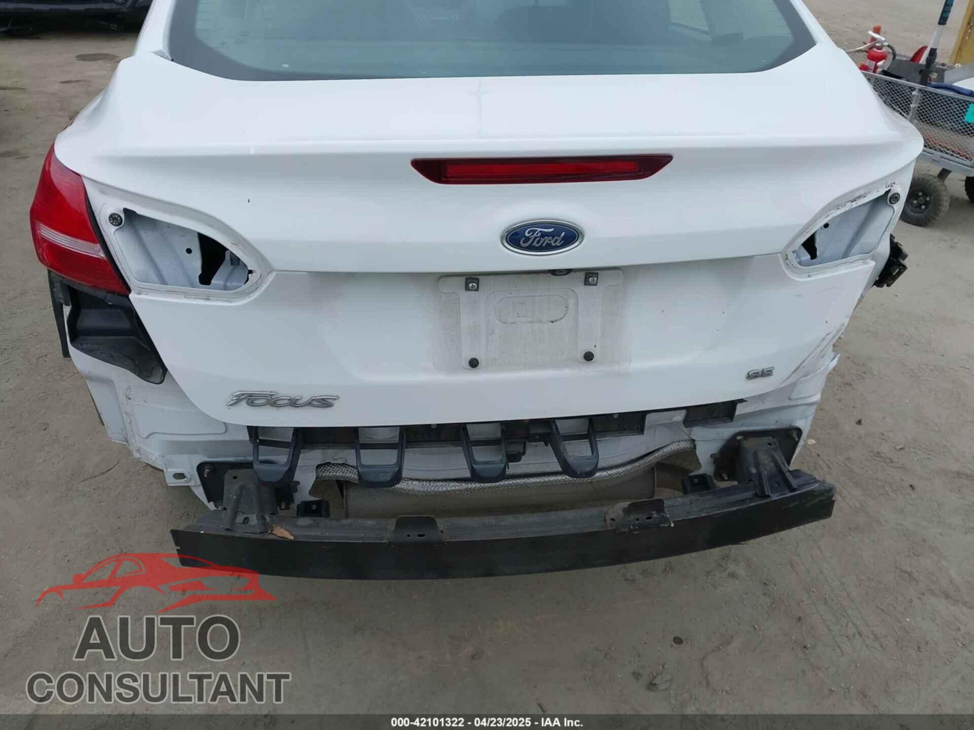 FORD FOCUS 2016 - 1FADP3F24GL346445