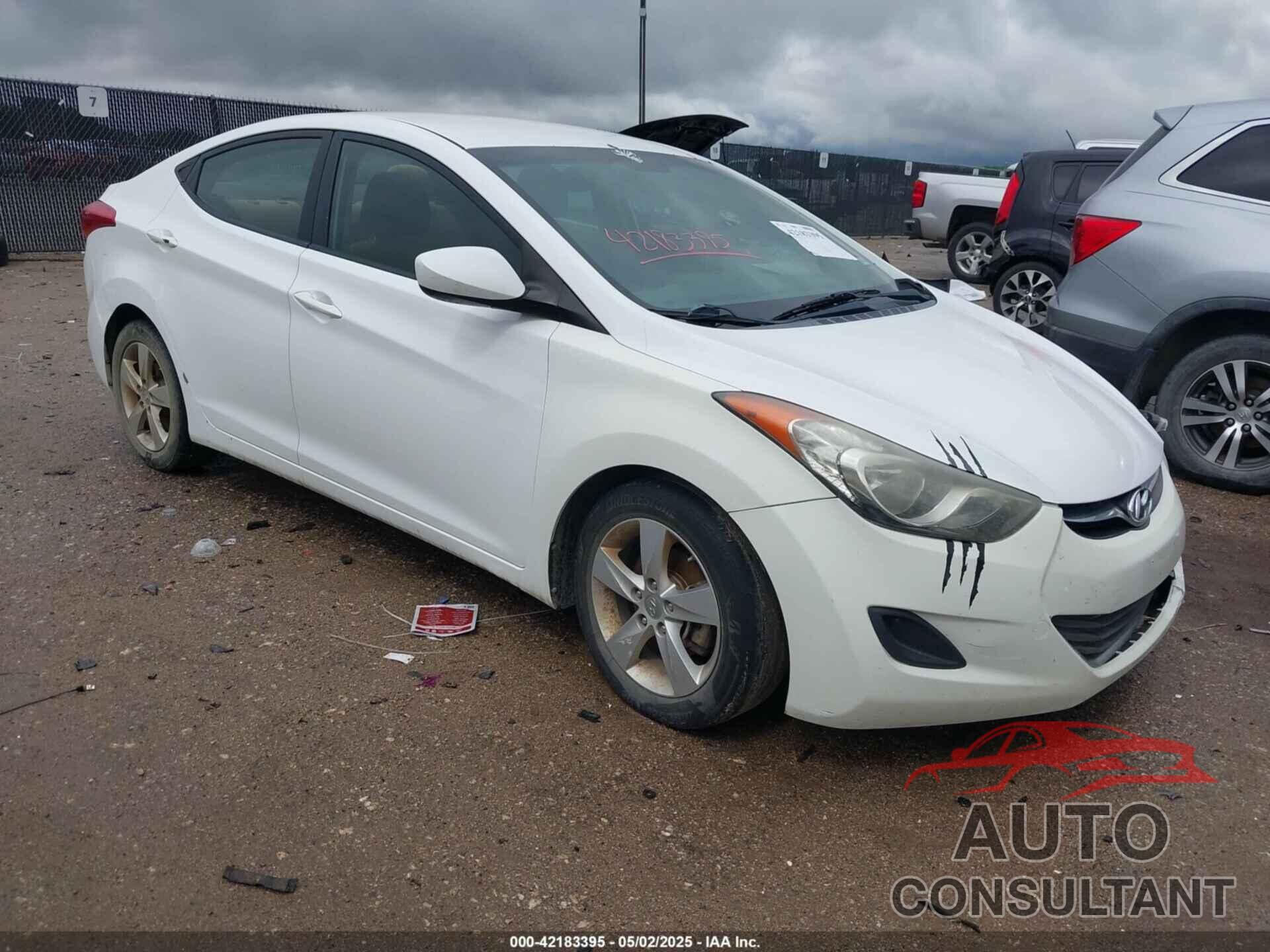 HYUNDAI ELANTRA 2013 - 5NPDH4AE1DH350970
