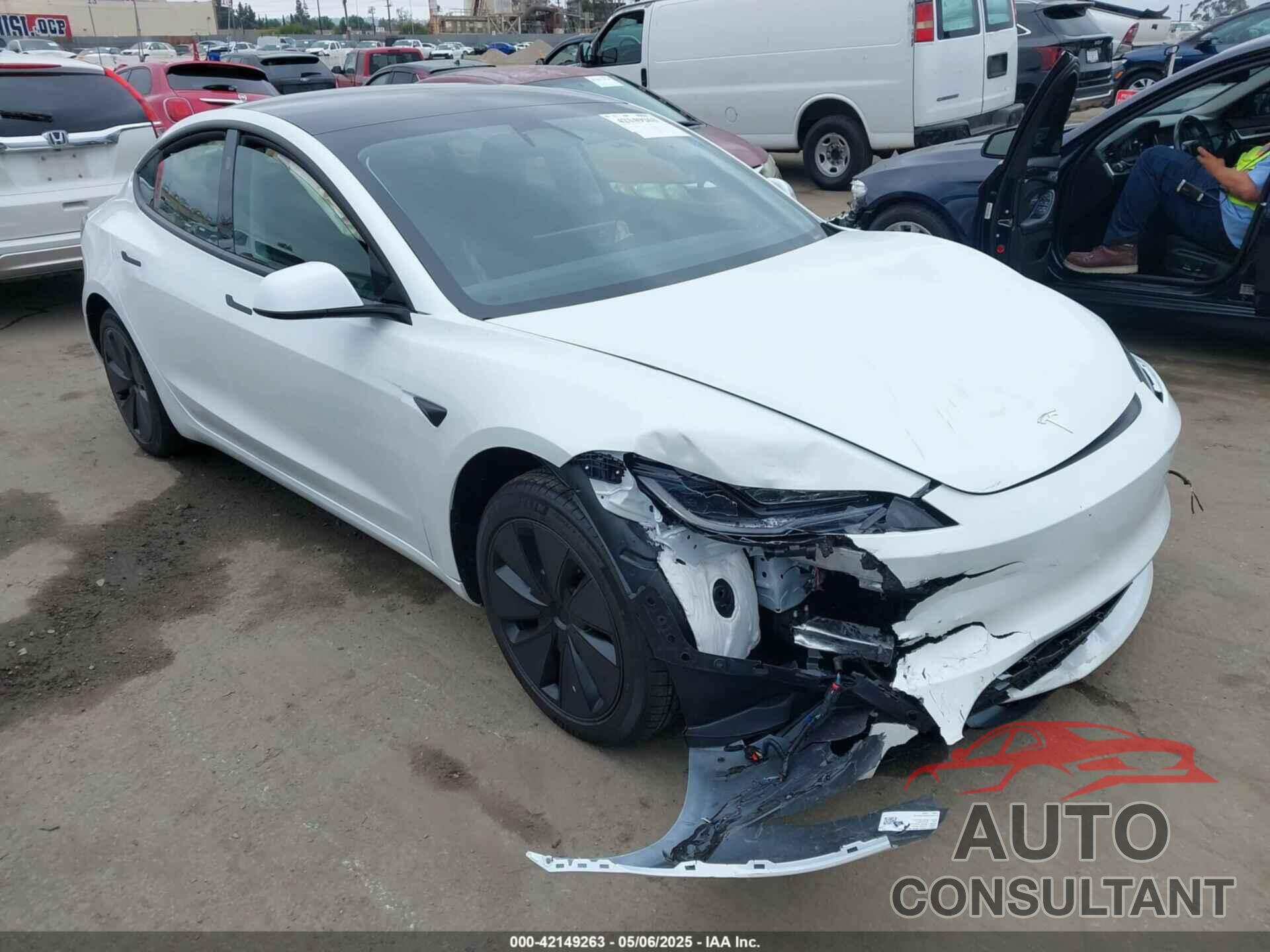 TESLA MODEL 3 2025 - 5YJ3E1EA6SF988976