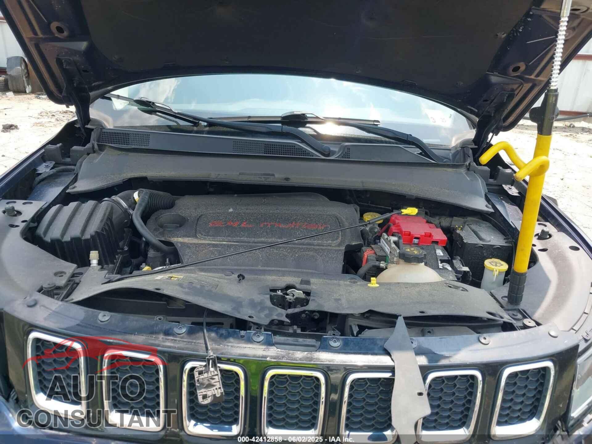 JEEP COMPASS 2020 - 3C4NJDBB8LT219613