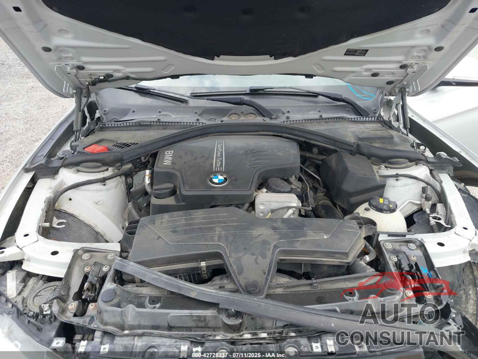BMW 328I 2015 - WBA3B3C5XFF546632
