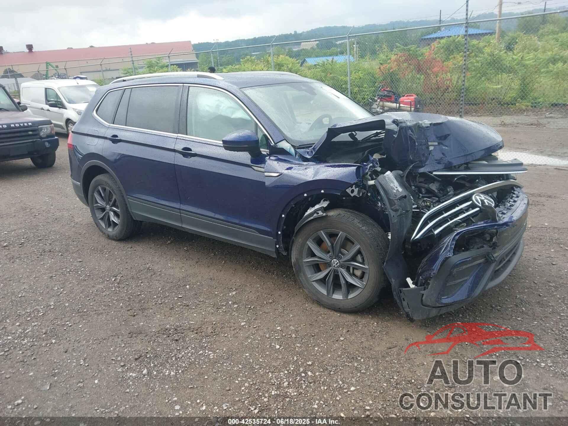 VOLKSWAGEN TIGUAN 2022 - 3VV2B7AX2NM174360