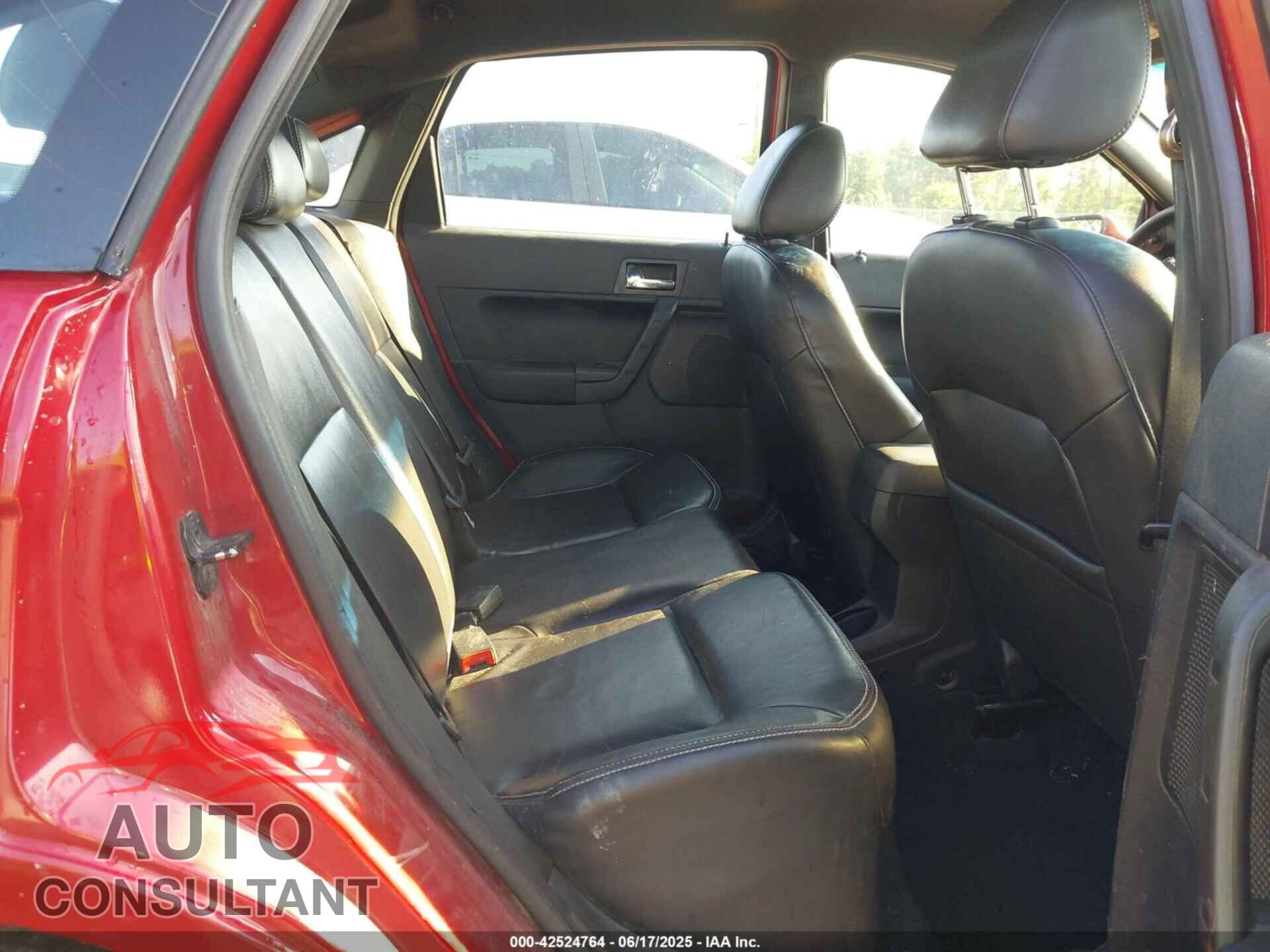FORD FOCUS 2010 - 1FAHP3GN0AW190825