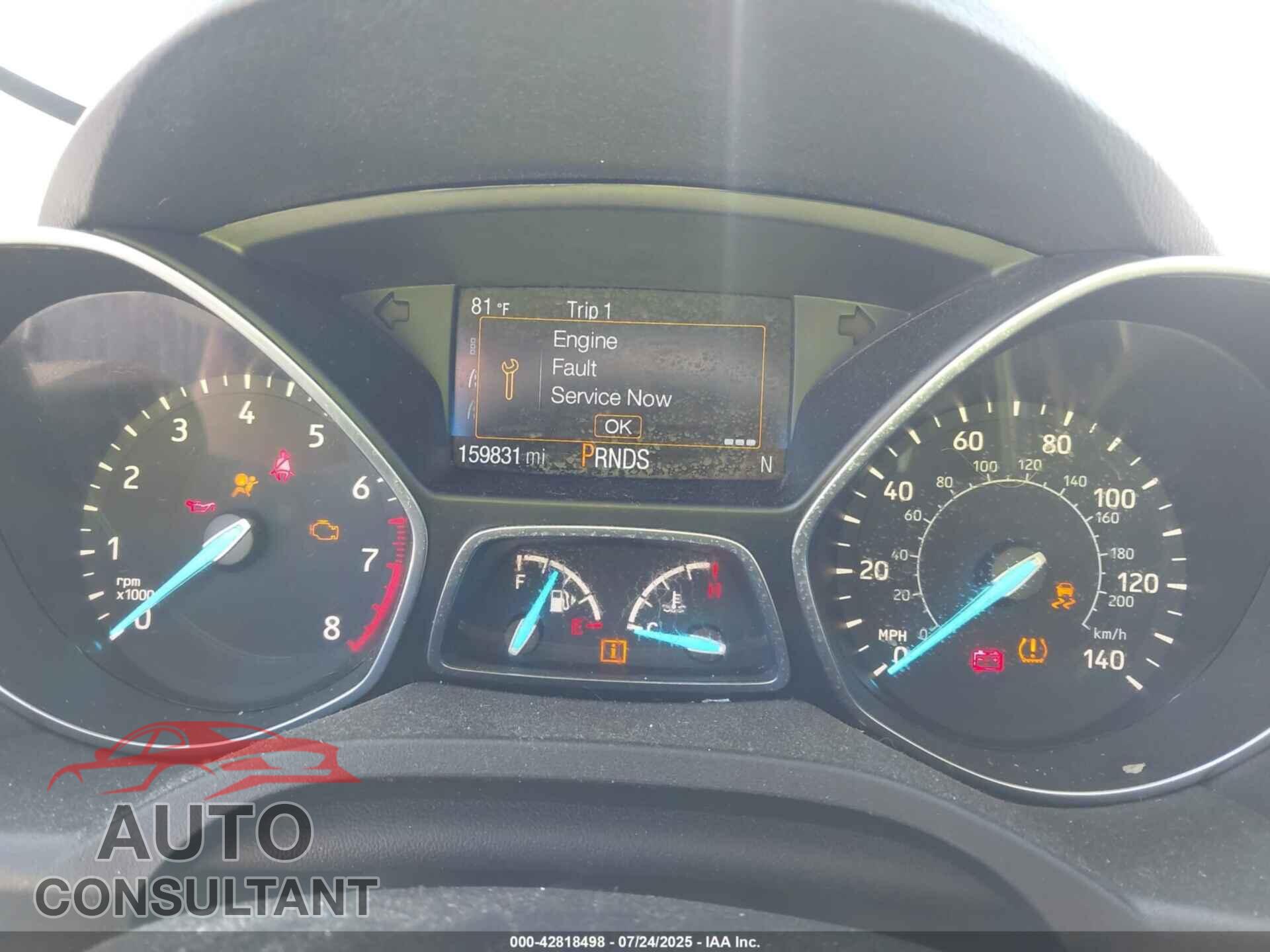 FORD ESCAPE 2017 - 1FMCU9GD9HUD18732