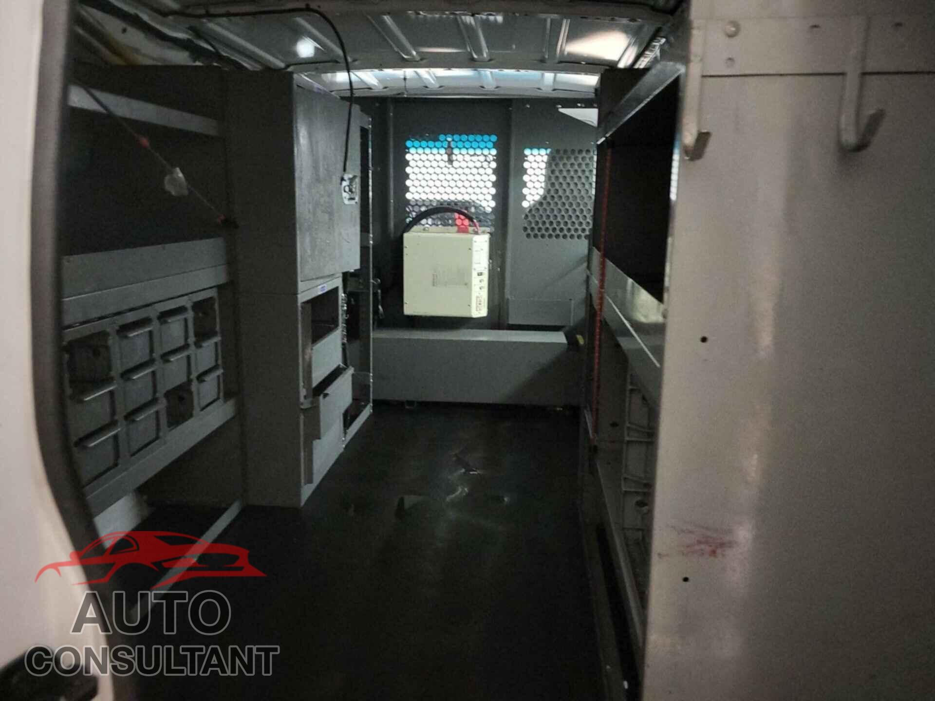 FORD ECONOLINE 2010 - 1FTNE2EL1ADA10357