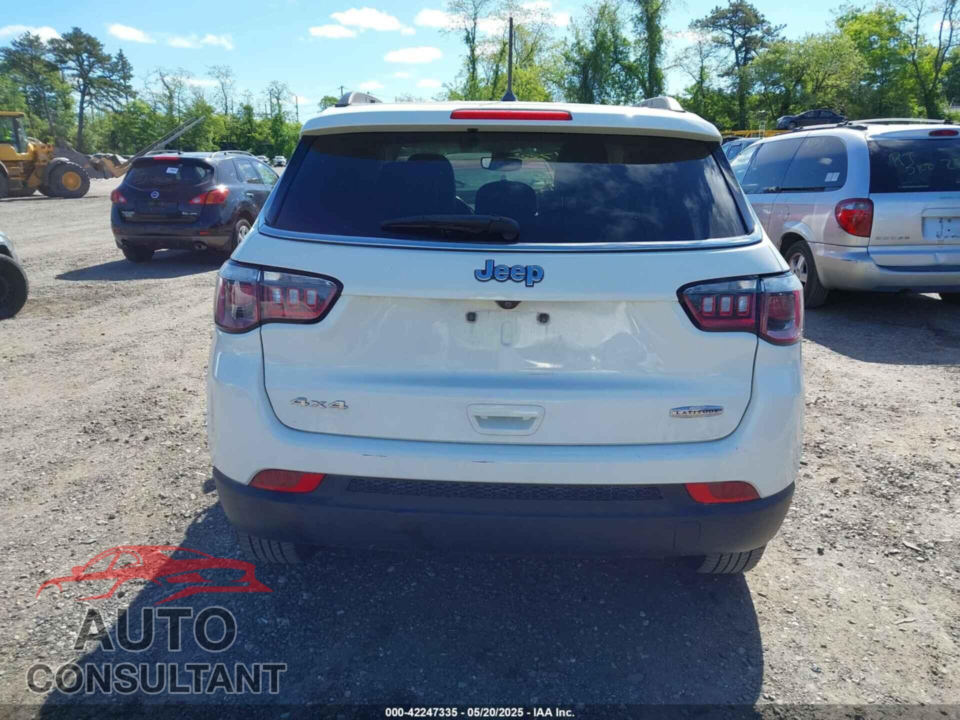 JEEP COMPASS 2018 - 3C4NJDBB4JT346324