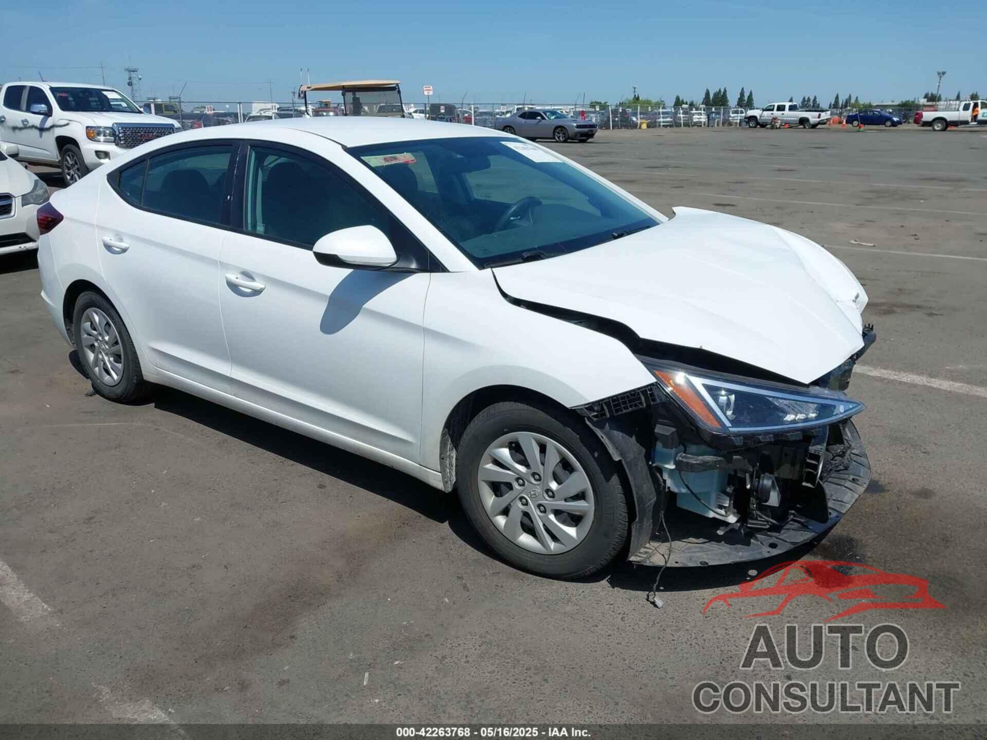 HYUNDAI ELANTRA 2019 - 5NPD74LF2KH442398