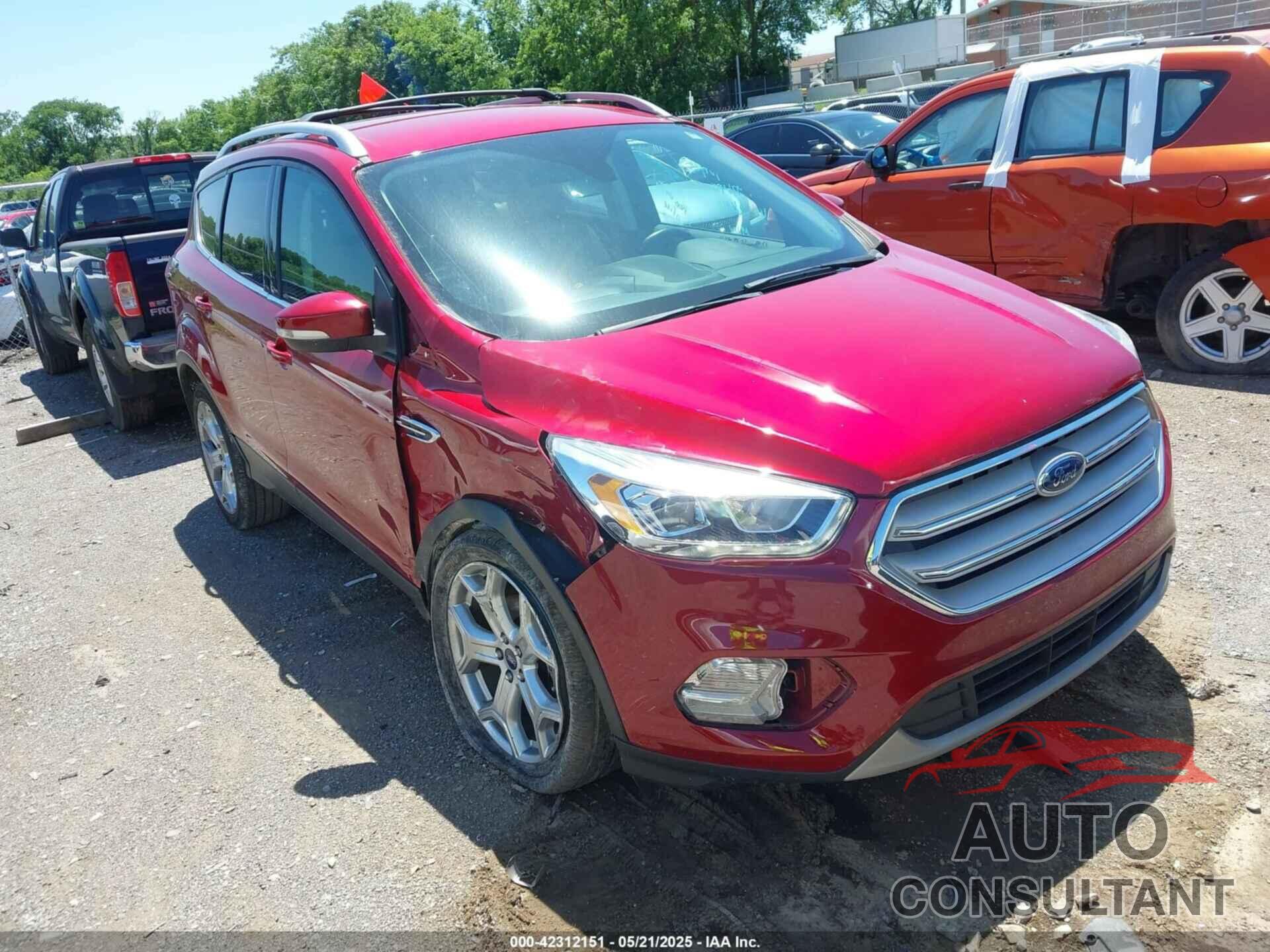 FORD ESCAPE 2017 - 1FMCU0JD3HUB36920