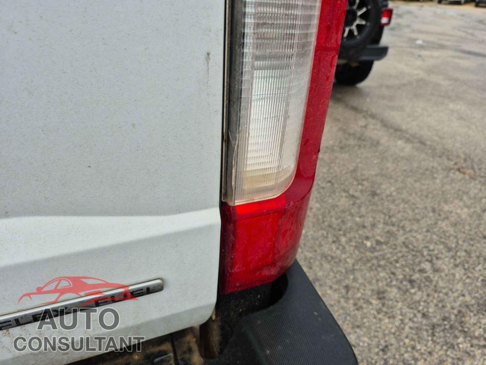 FORD F-250 2017 - 1FT7W2B68HEE72875