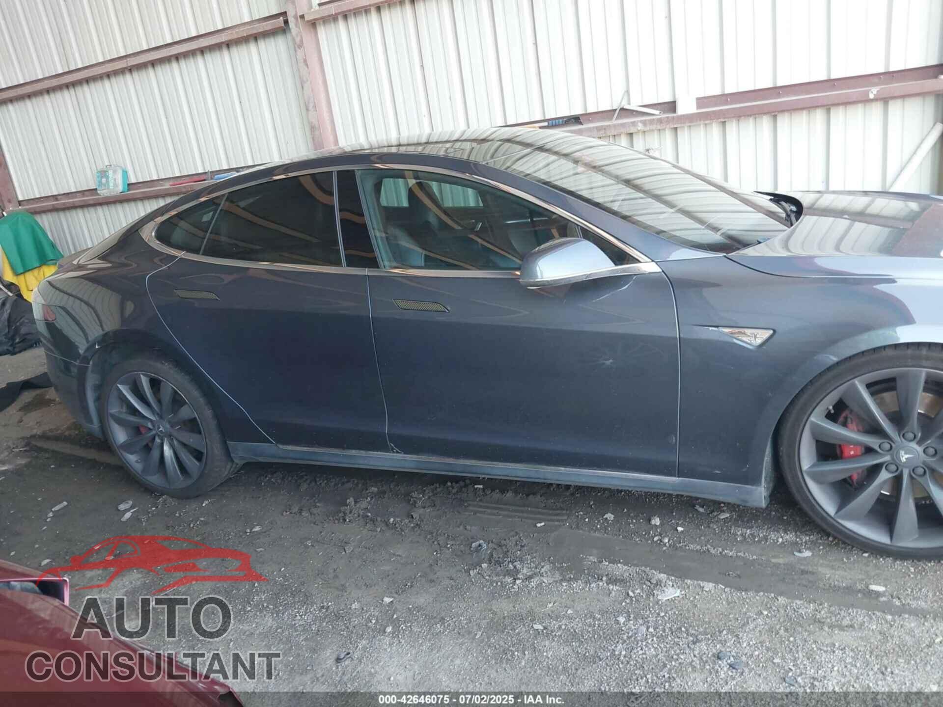TESLA MODEL S 2015 - 5YJSA4H45FF080538
