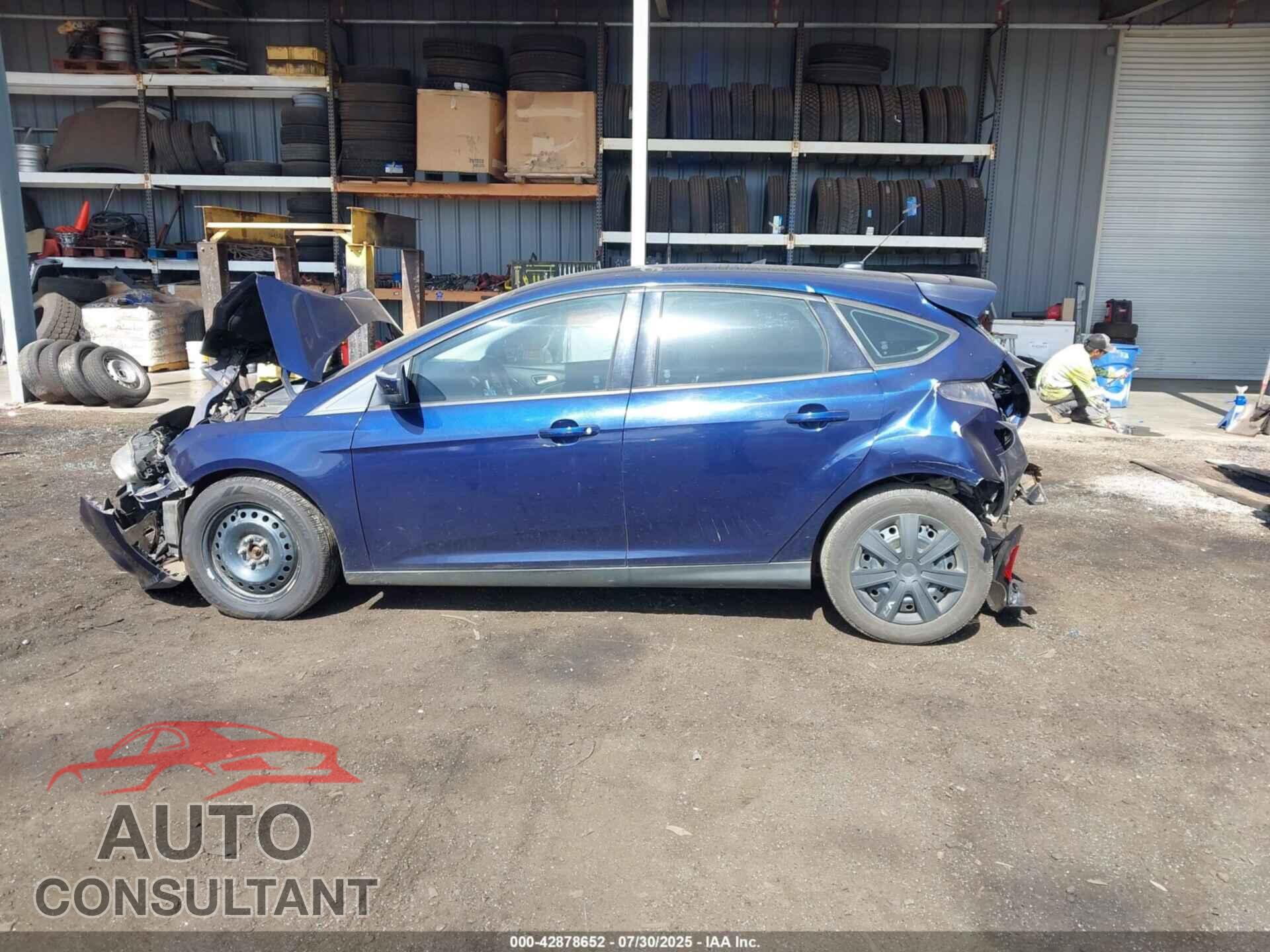 FORD FOCUS 2012 - 1FAHP3K26CL155451