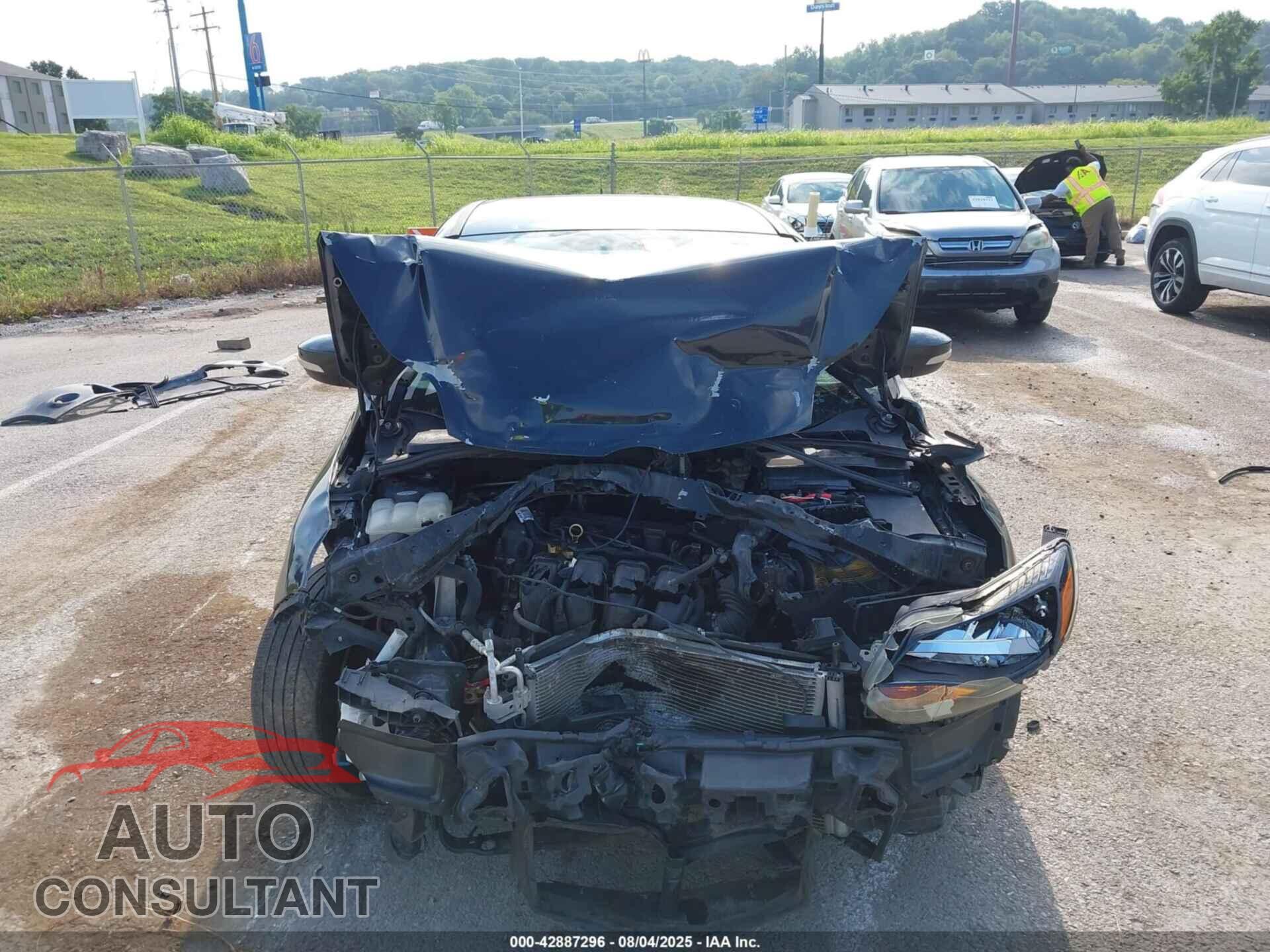 FORD FOCUS 2013 - 1FADP3F24DL232876