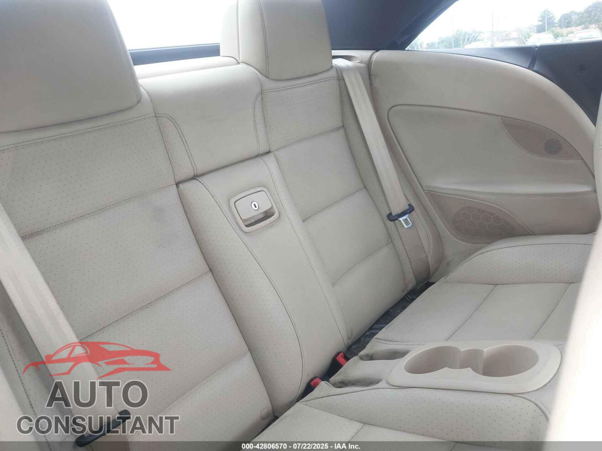 VOLKSWAGEN EOS 2012 - WVWBW7AH7CV001724