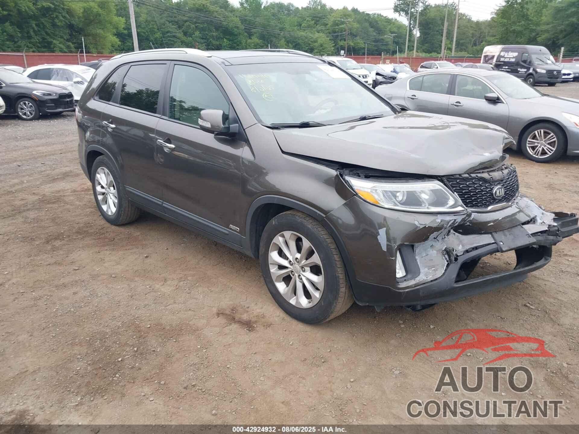 KIA SORENTO 2014 - 5XYKUDA72EG431005
