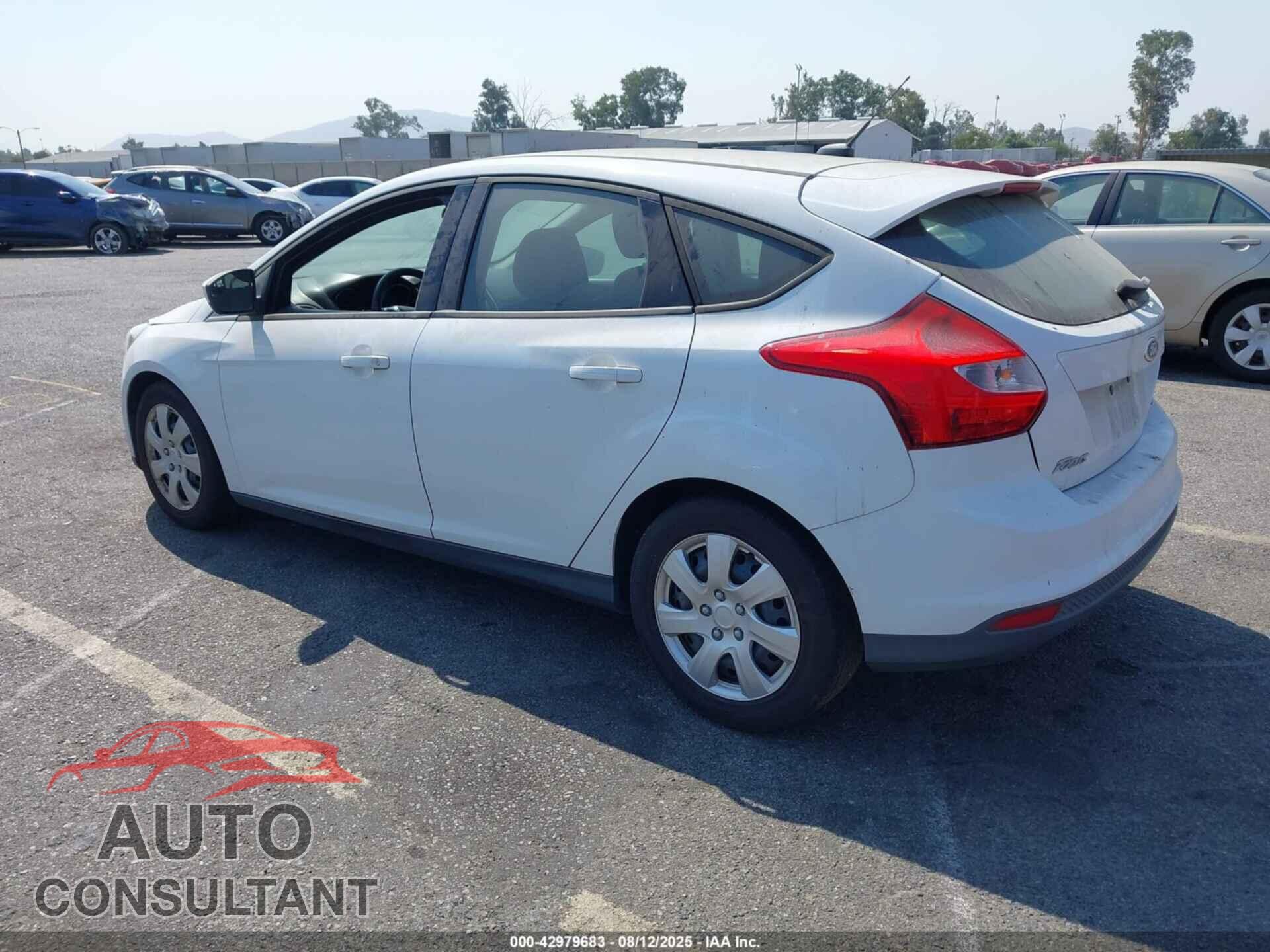 FORD FOCUS 2012 - 1FAHP3K2XCL469622