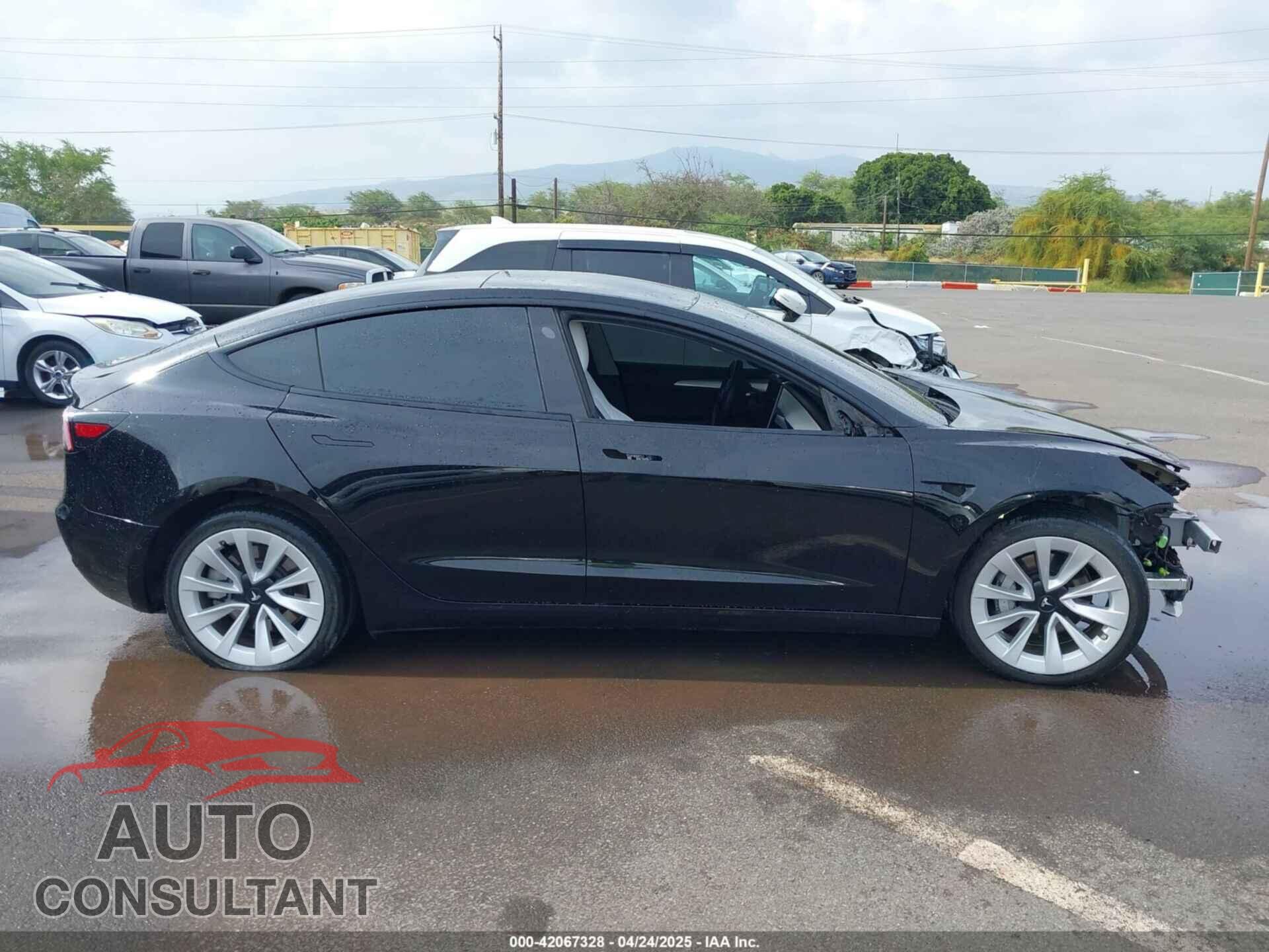 TESLA MODEL 3 2022 - 5YJ3E1EB8NF197023