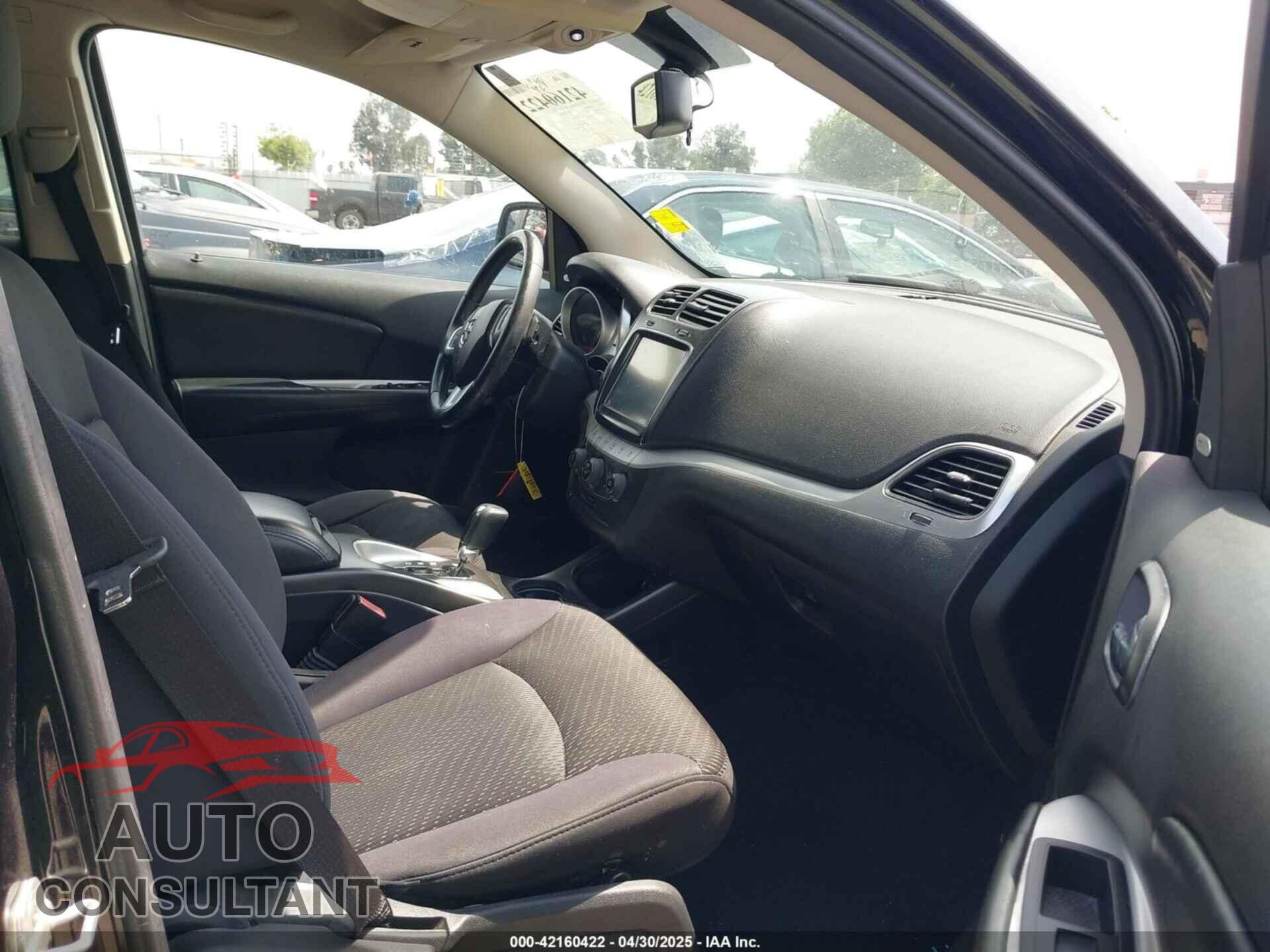DODGE JOURNEY 2012 - 3C4PDCBG2CT321589
