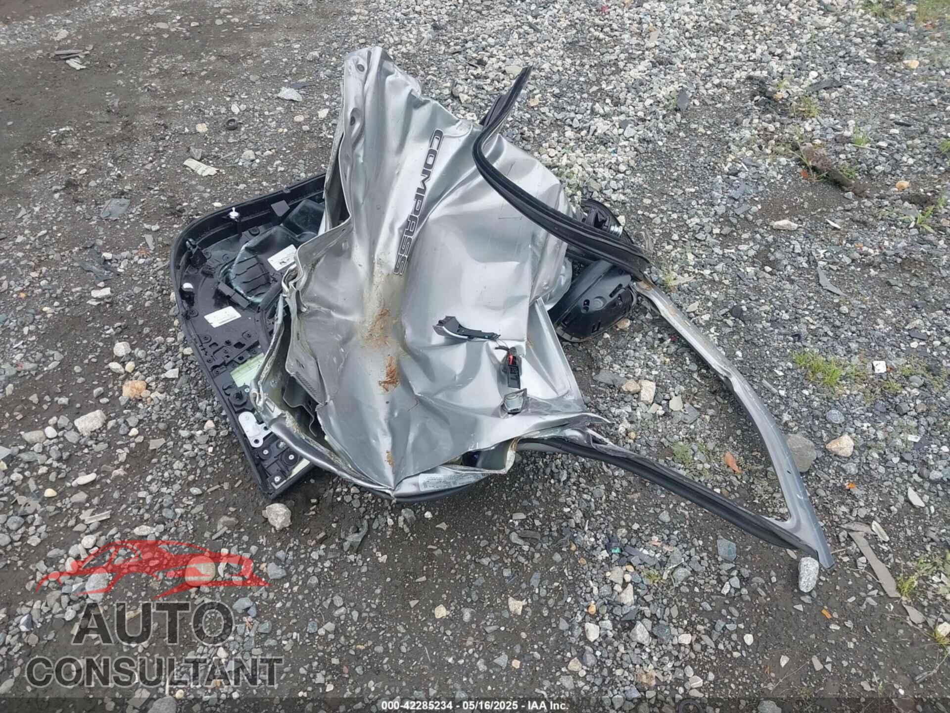 JEEP COMPASS 2022 - 3C4NJCBB0NT140157