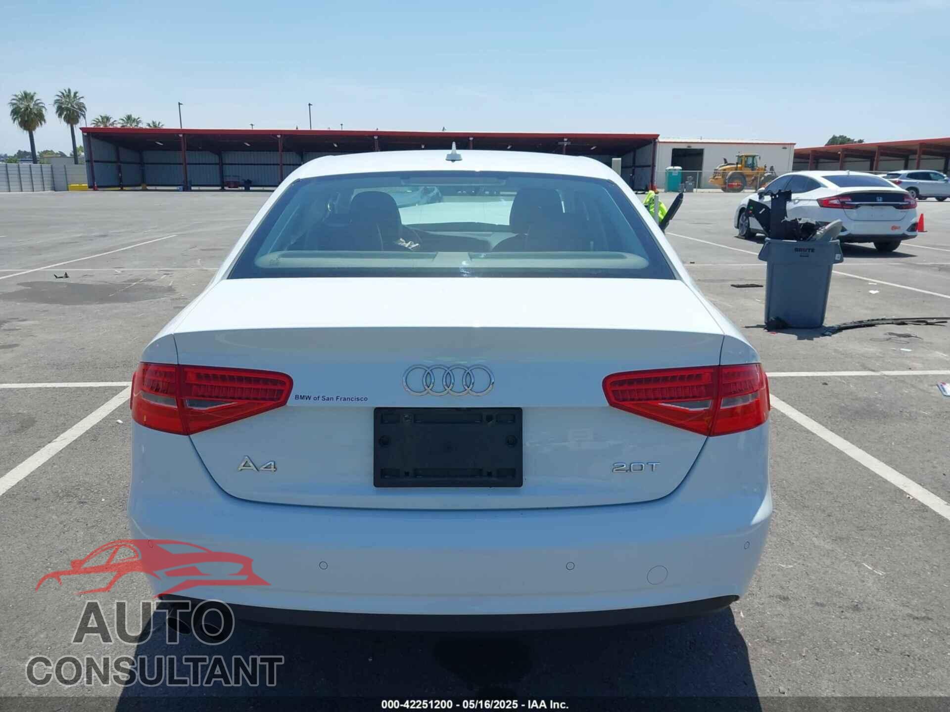 AUDI A4 2013 - WAUEFAFL7DN022272