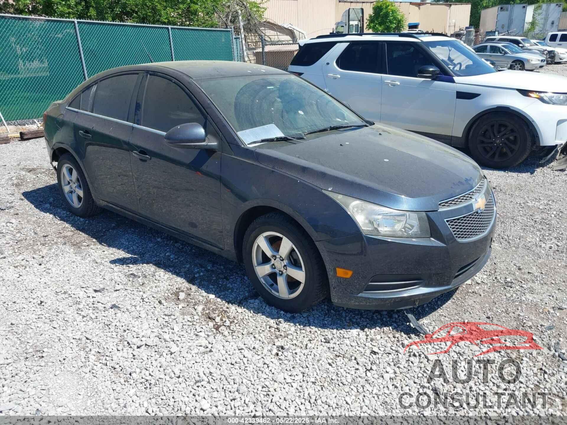 CHEVROLET CRUZE 2014 - 1G1PC5SB5E7128713
