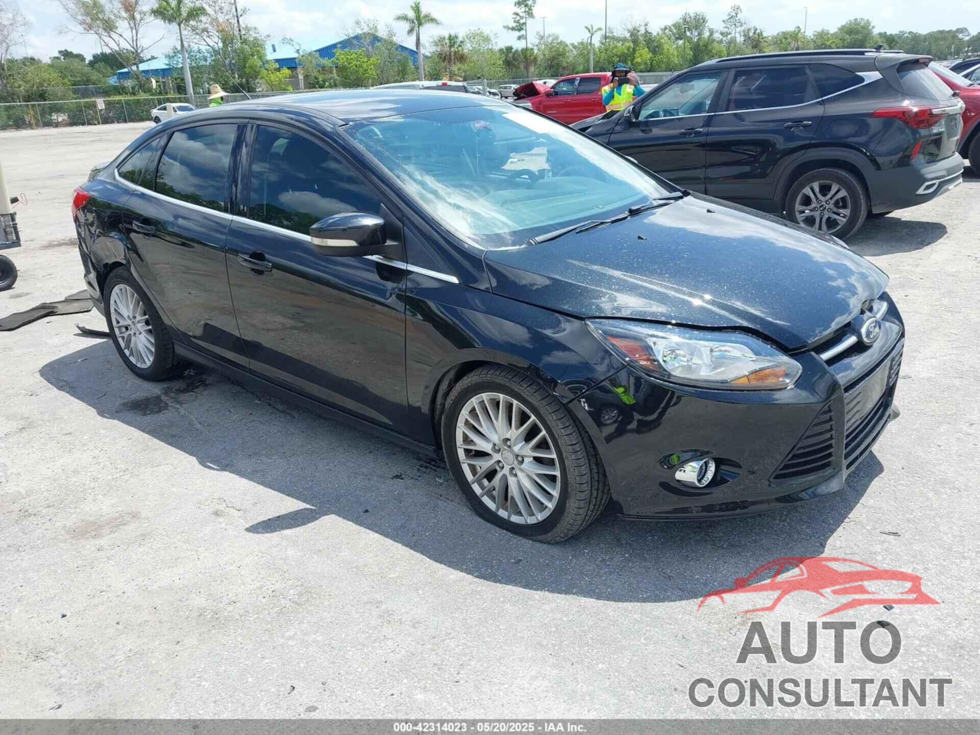 FORD FOCUS 2013 - 1FADP3J20DL305717