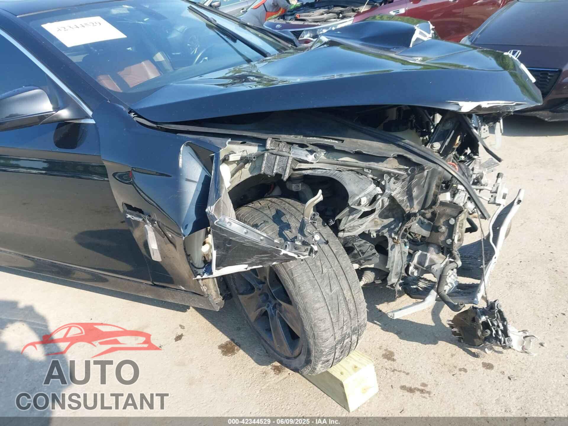 BMW 528I 2012 - WBAXH5C55CDW04813