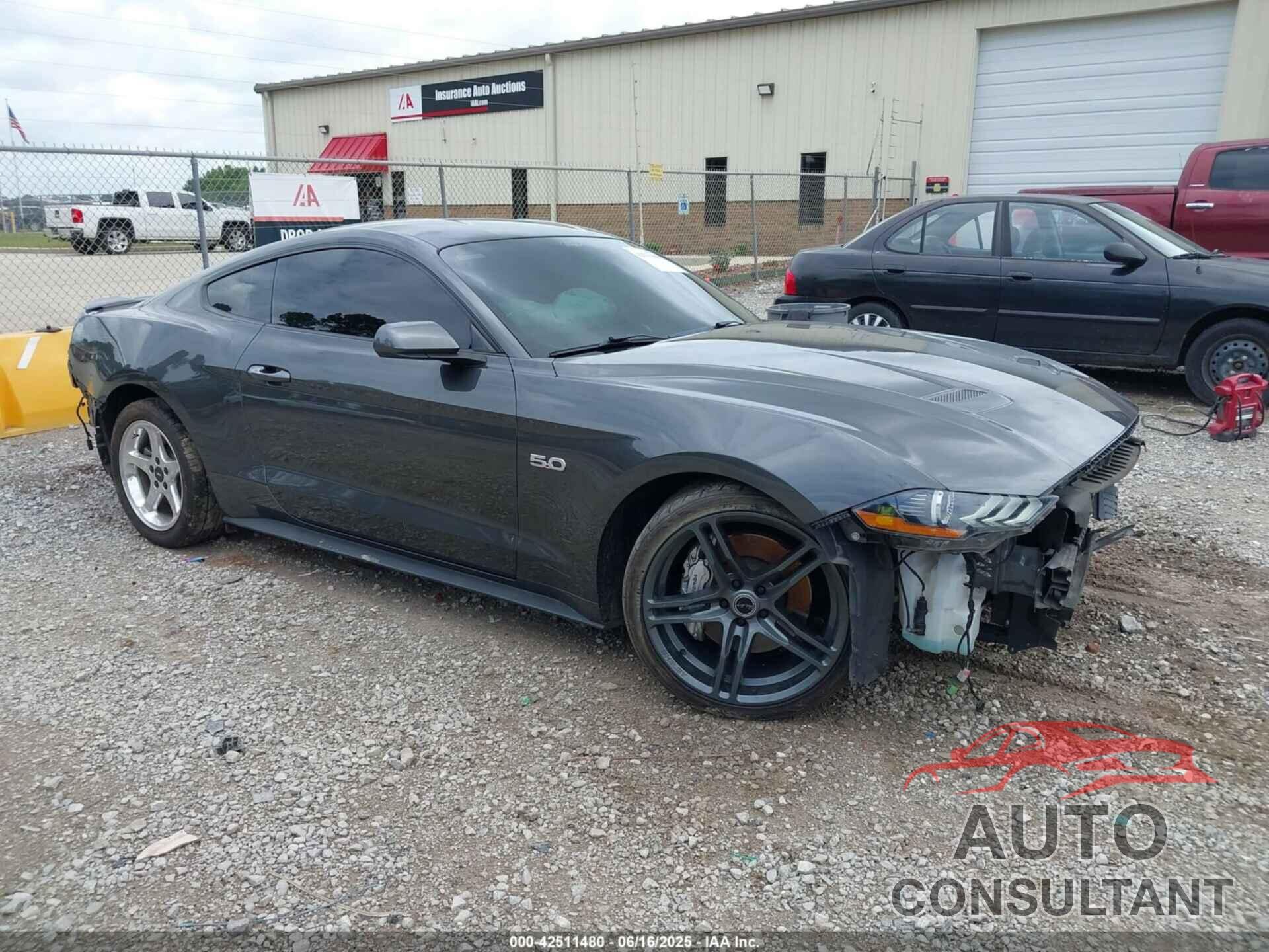 FORD MUSTANG 2018 - 1FA6P8CF9J5171084