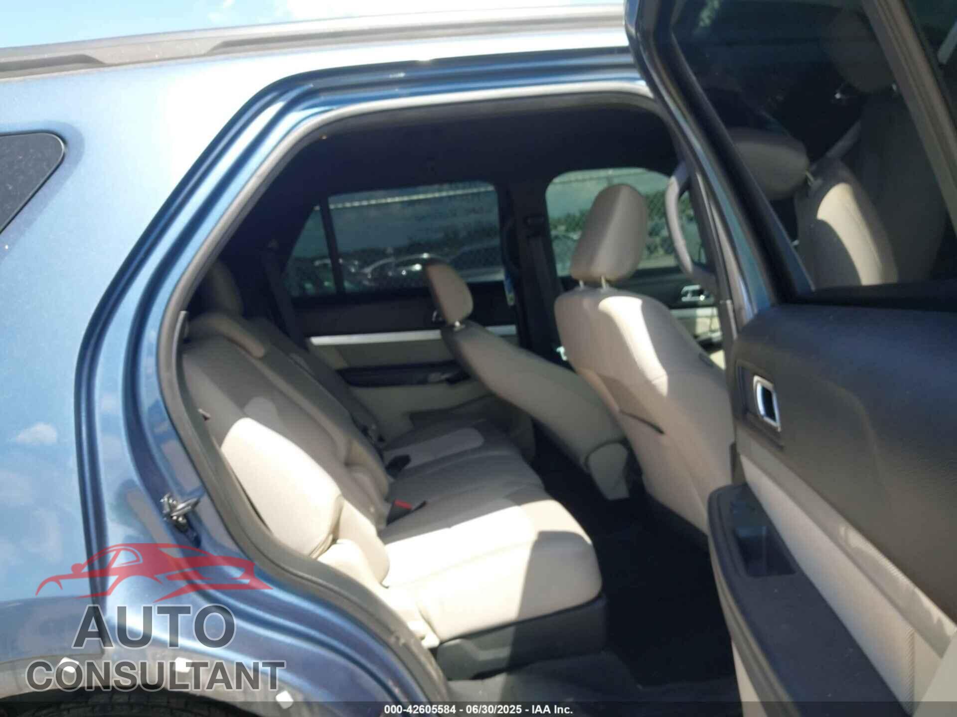 FORD EXPLORER 2018 - 1FM5K7B88JGA55005