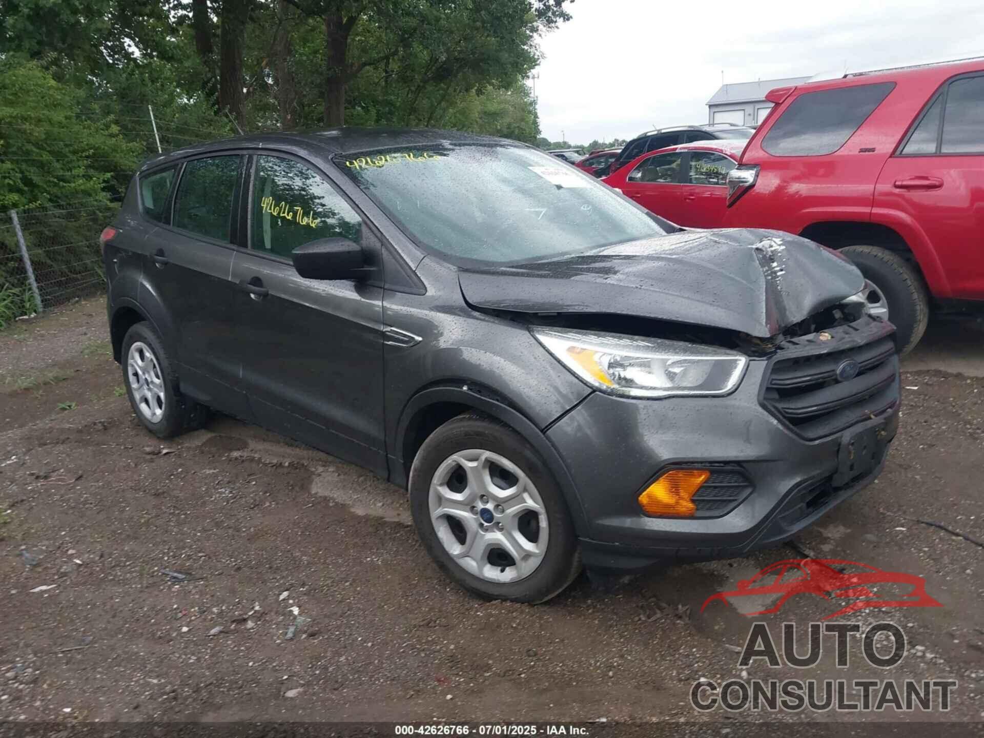 FORD ESCAPE 2017 - 1FMCU0F7XHUB19938