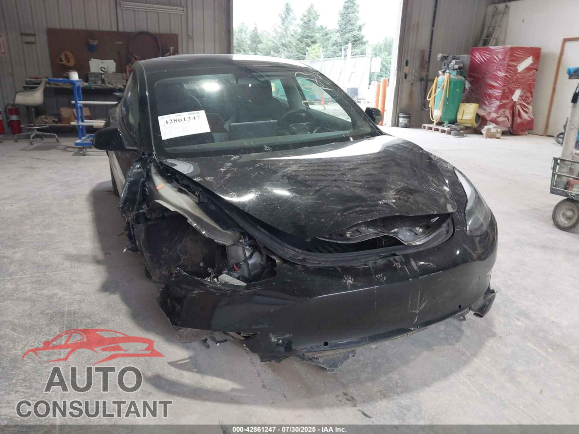 TESLA MODEL 3 2022 - 5YJ3E1EA8NF344870