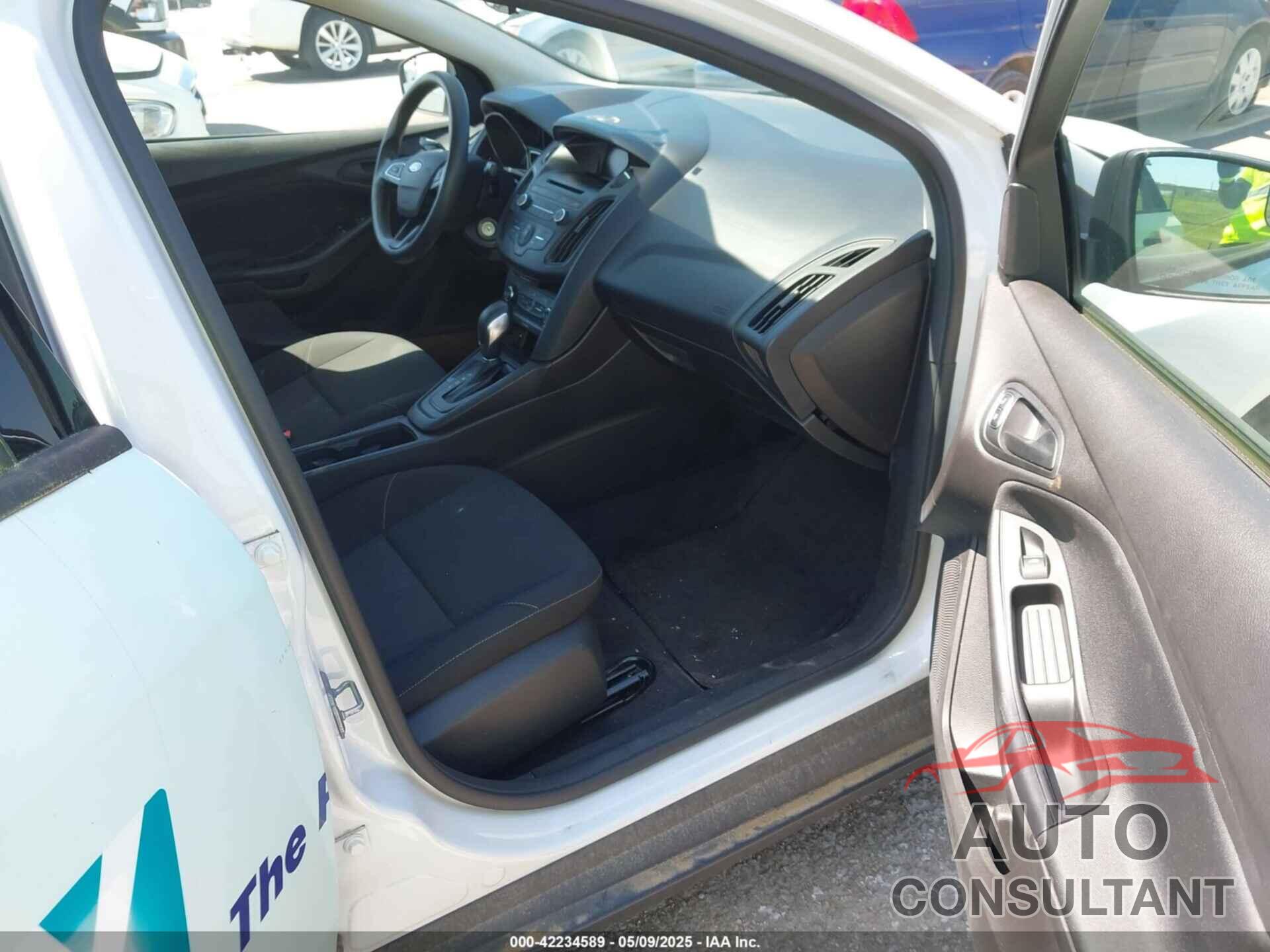 FORD FOCUS 2016 - 1FADP3E21GL391456