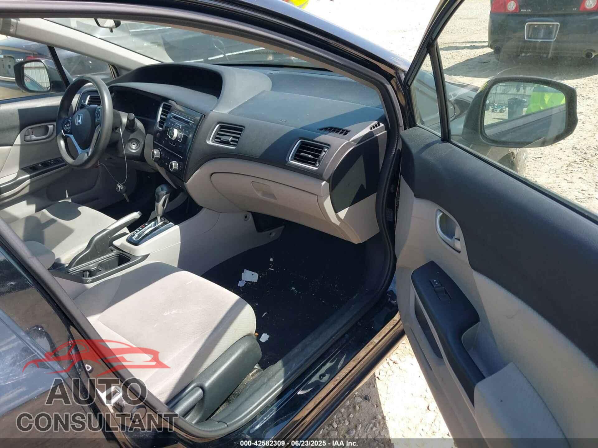 HONDA CIVIC 2013 - 19XFB2F55DE205927