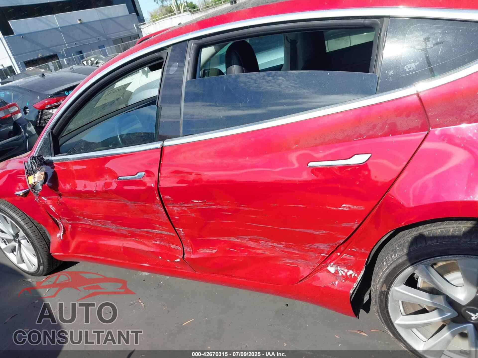 TESLA MODEL 3 2018 - 5YJ3E1EA5JF102855