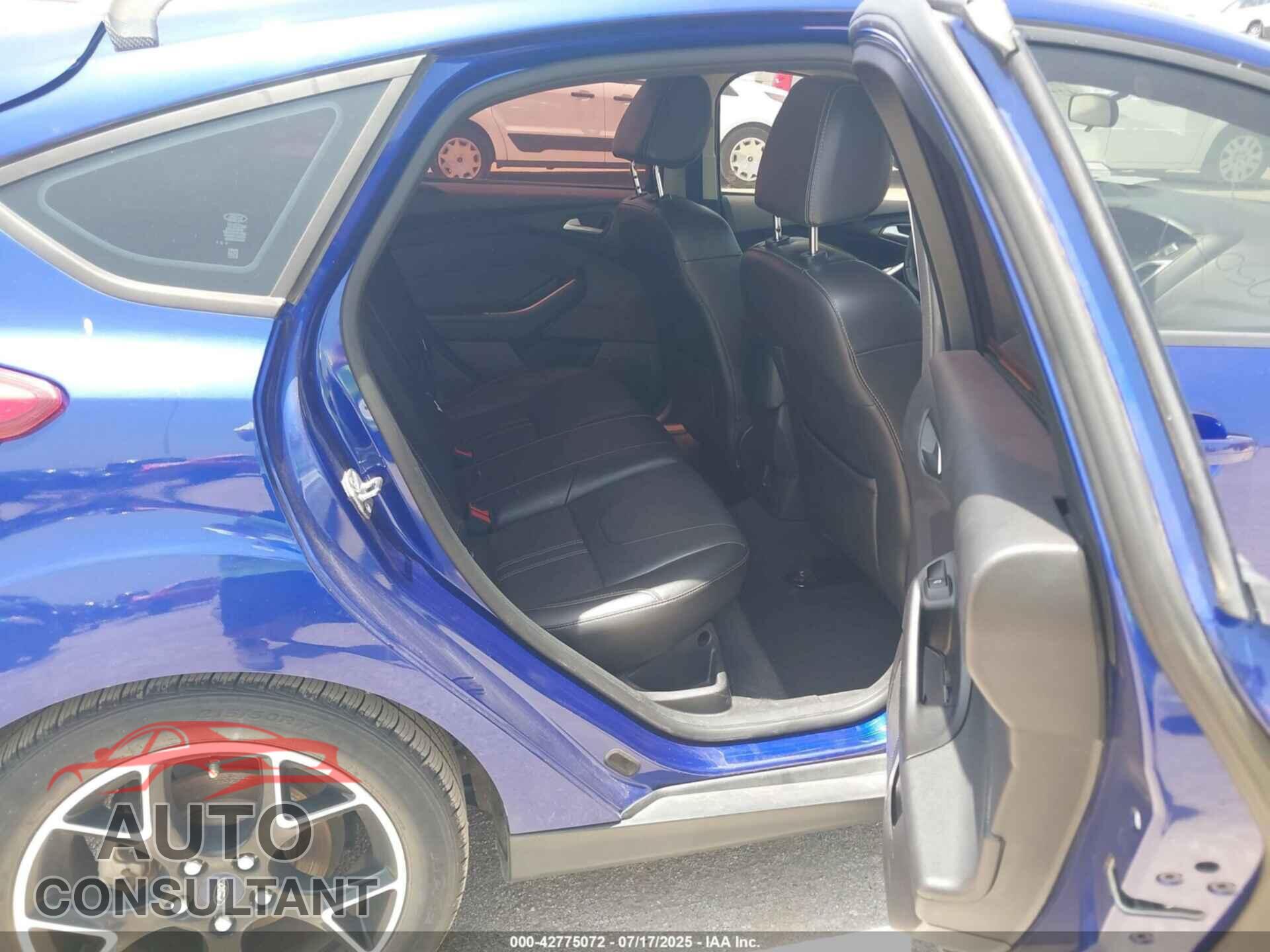 FORD FOCUS 2014 - 1FADP3K20EL423153