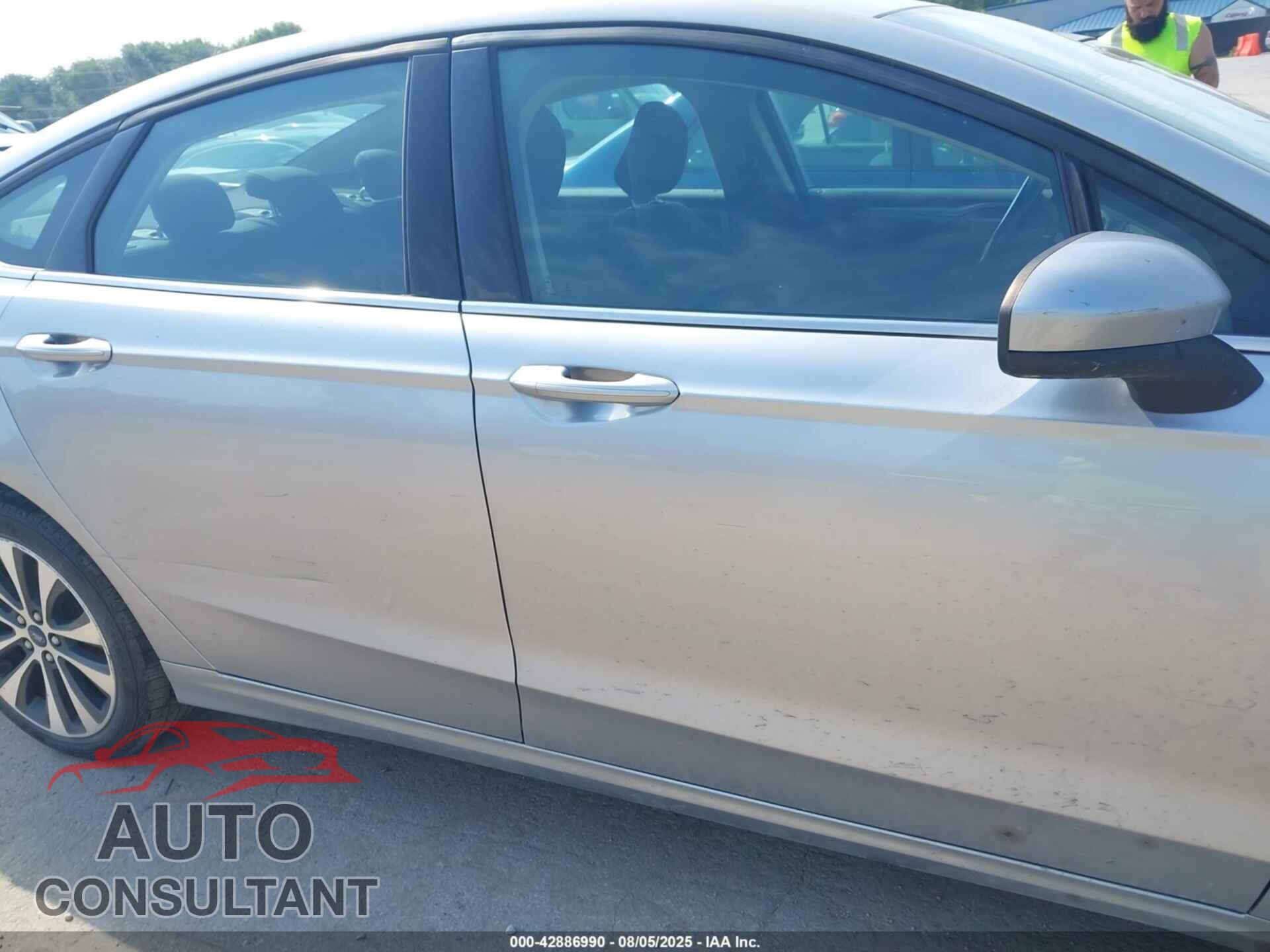 FORD FUSION 2020 - 3FA6P0T99LR250038