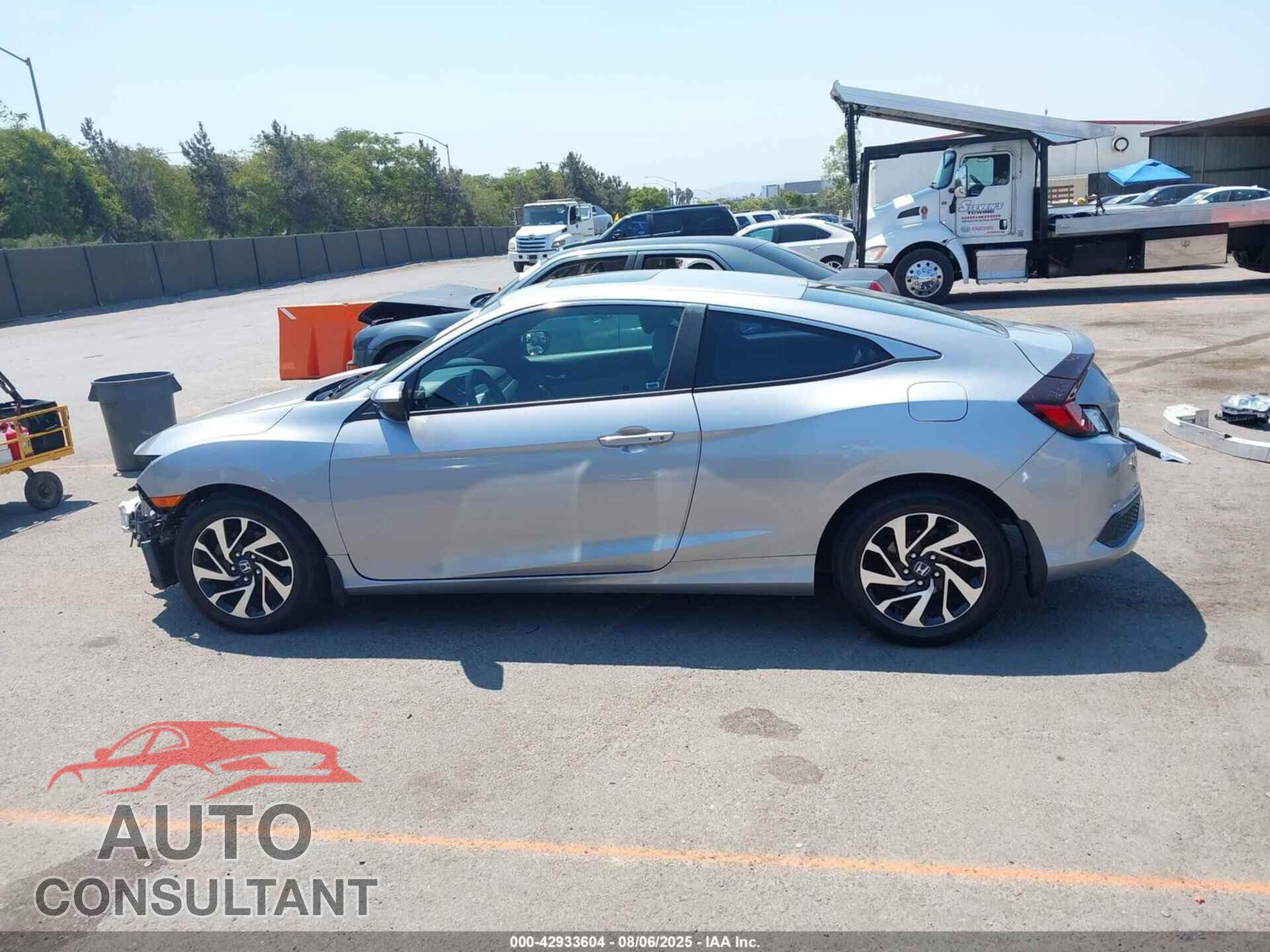 HONDA CIVIC 2017 - 2HGFC4B01HH308759