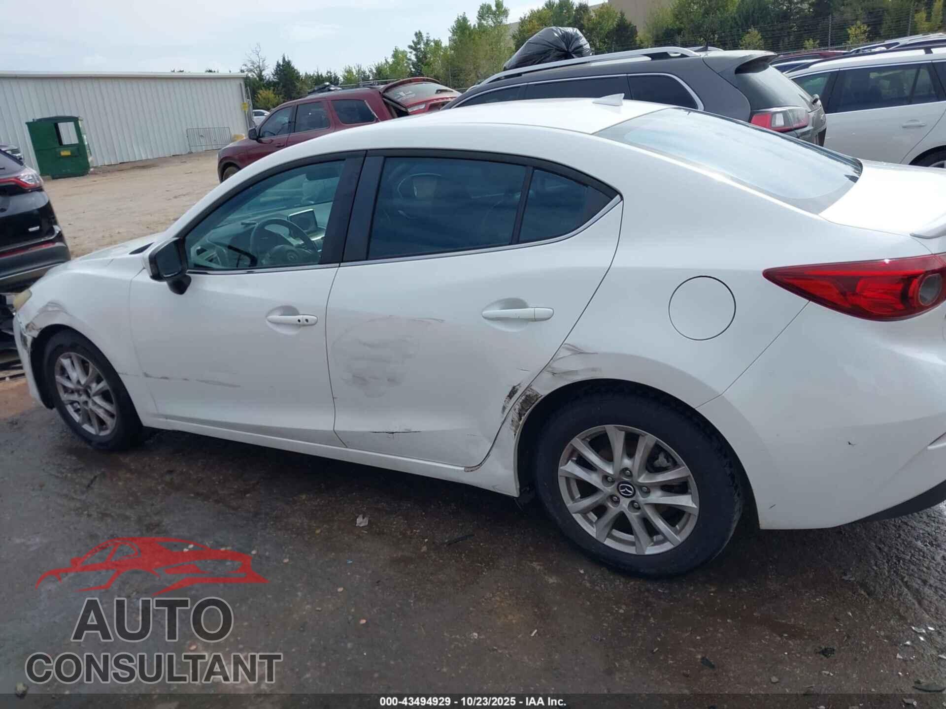MAZDA MAZDA3 2014 - JM1BM1W76E1115825