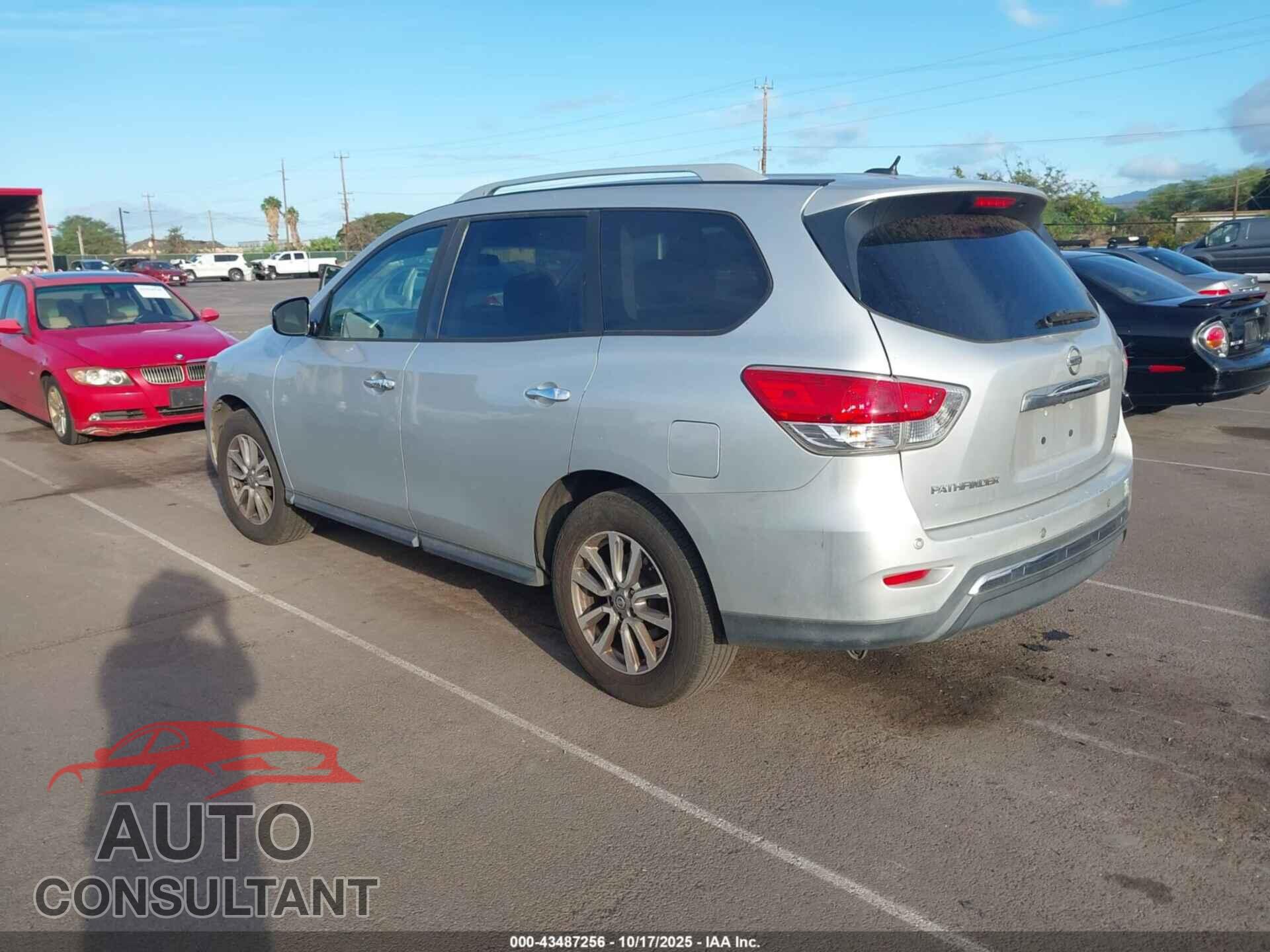 NISSAN PATHFINDER 2014 - 5N1AR2MN9EC657649