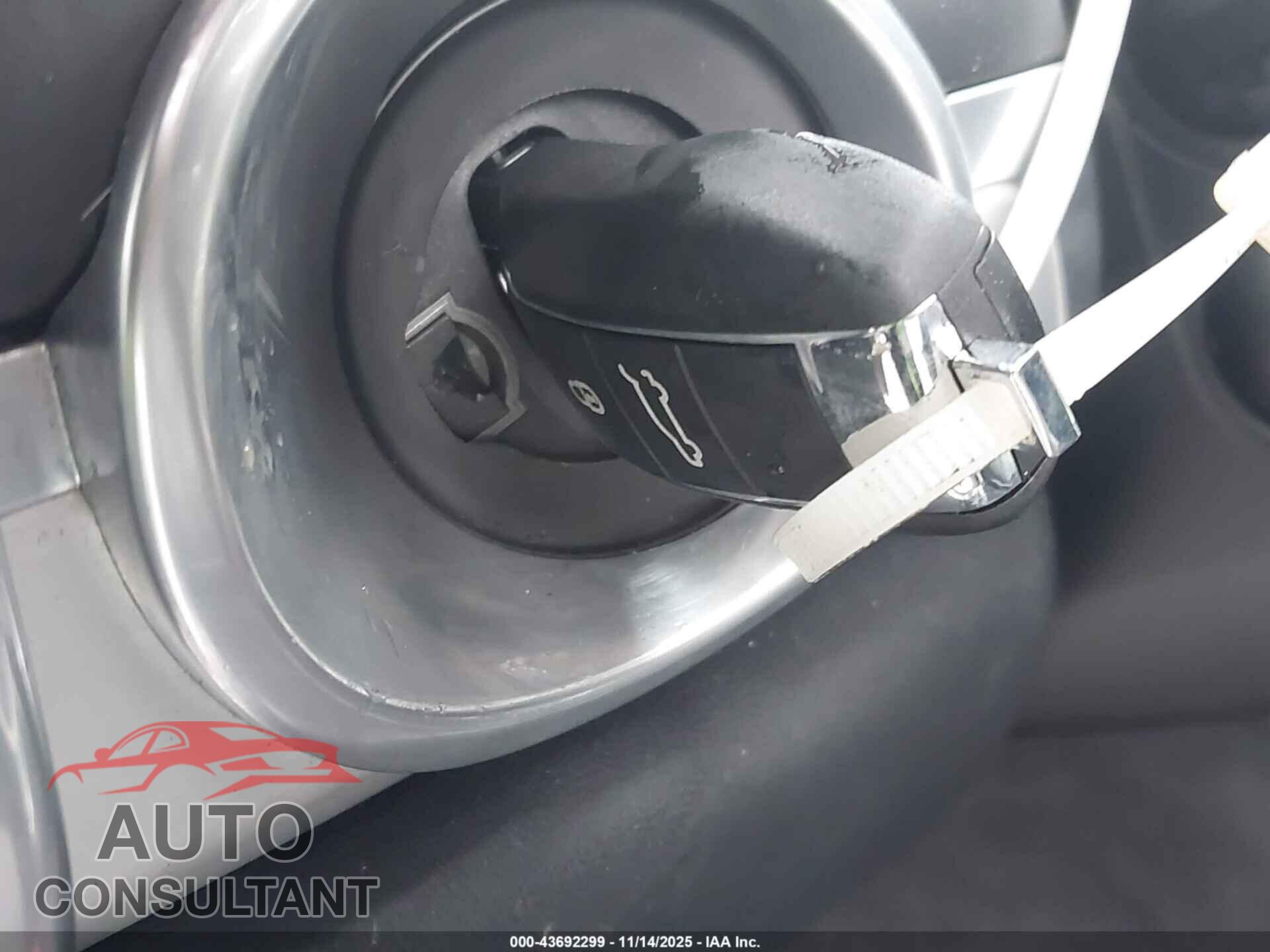 PORSCHE CAYENNE 2016 - WP1AD2A29GLA78708