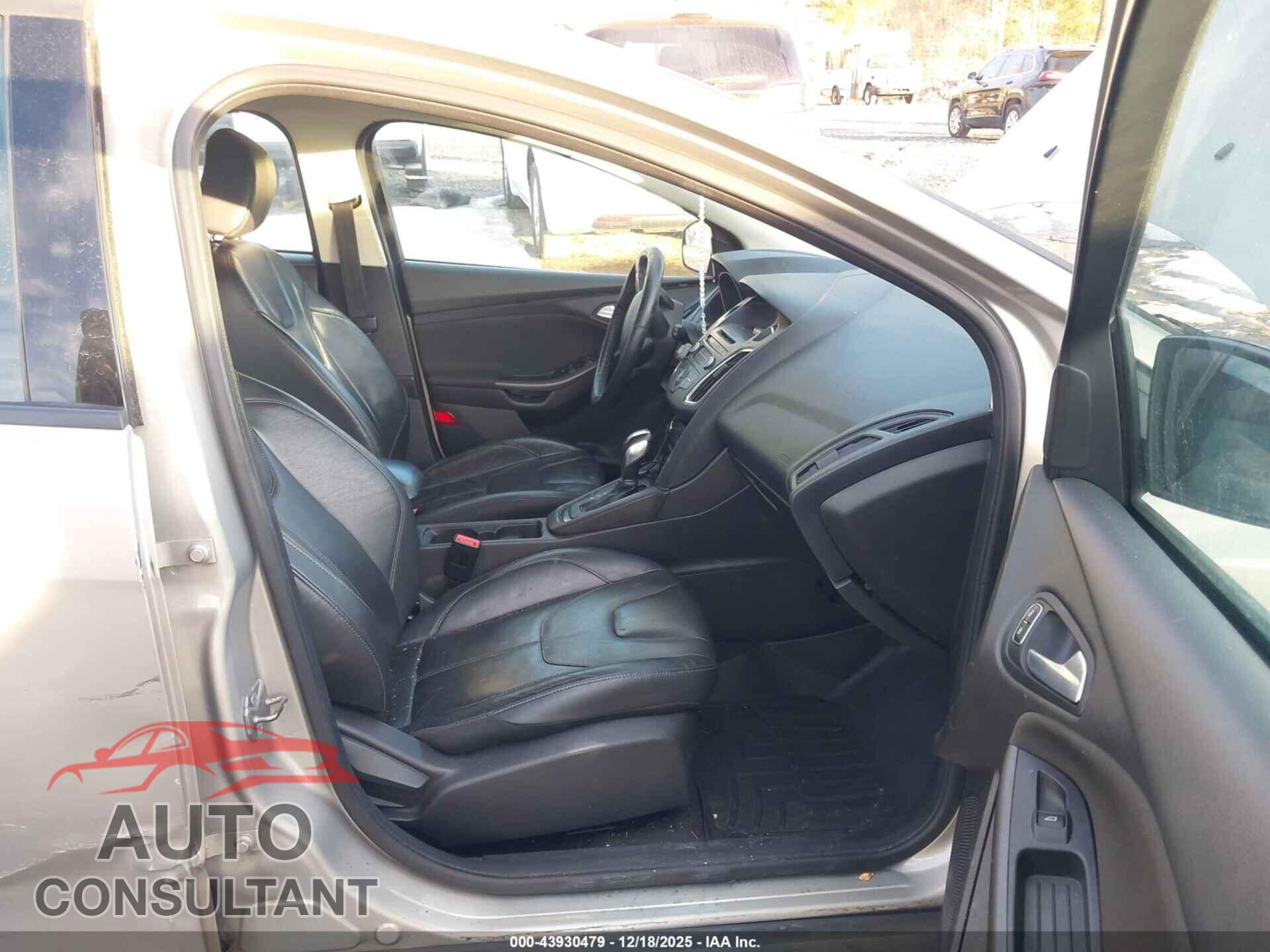 FORD FOCUS 2016 - 1FADP3K25GL220133
