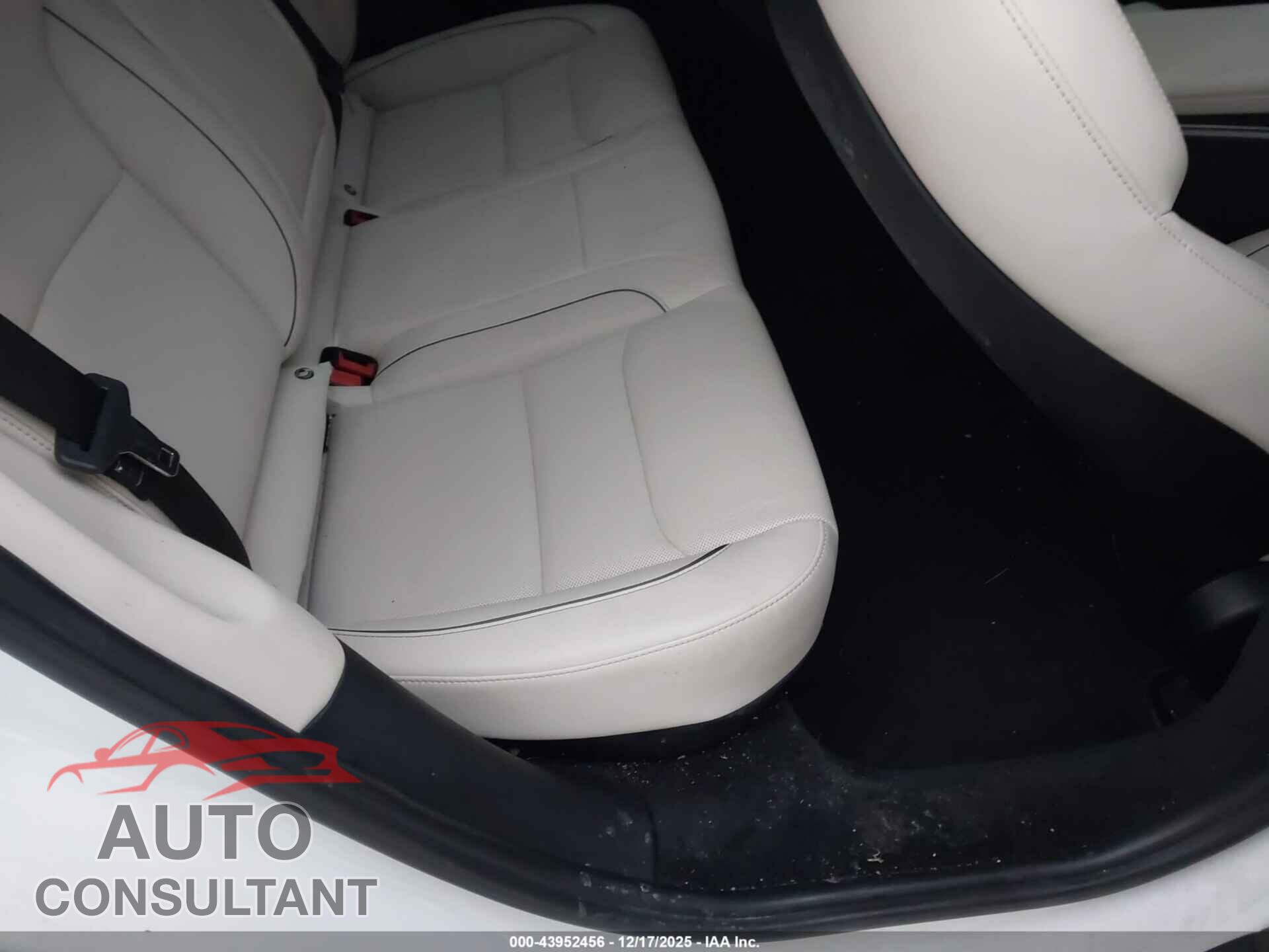 TESLA MODEL S 2021 - 5YJSA1E61MF442723