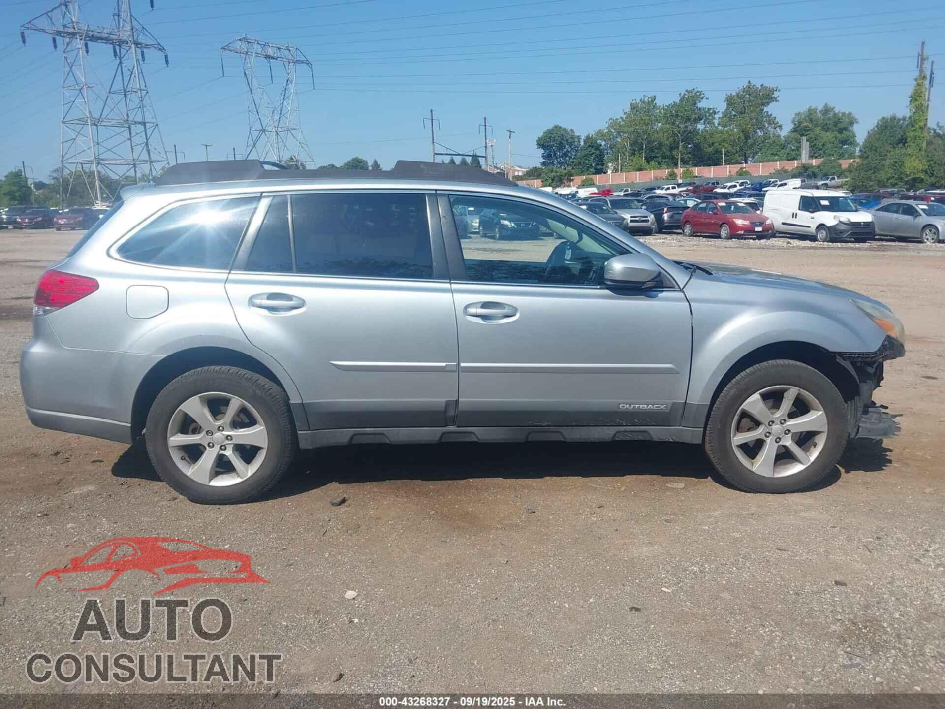 SUBARU OUTBACK 2013 - 4S4BRBCCXD3242181