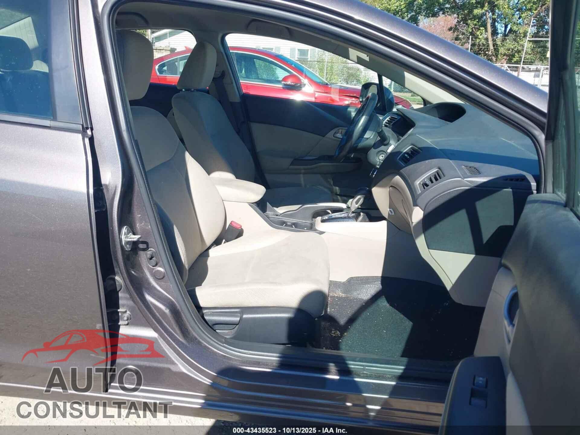 HONDA CIVIC 2013 - 19XFB2F51DE036439