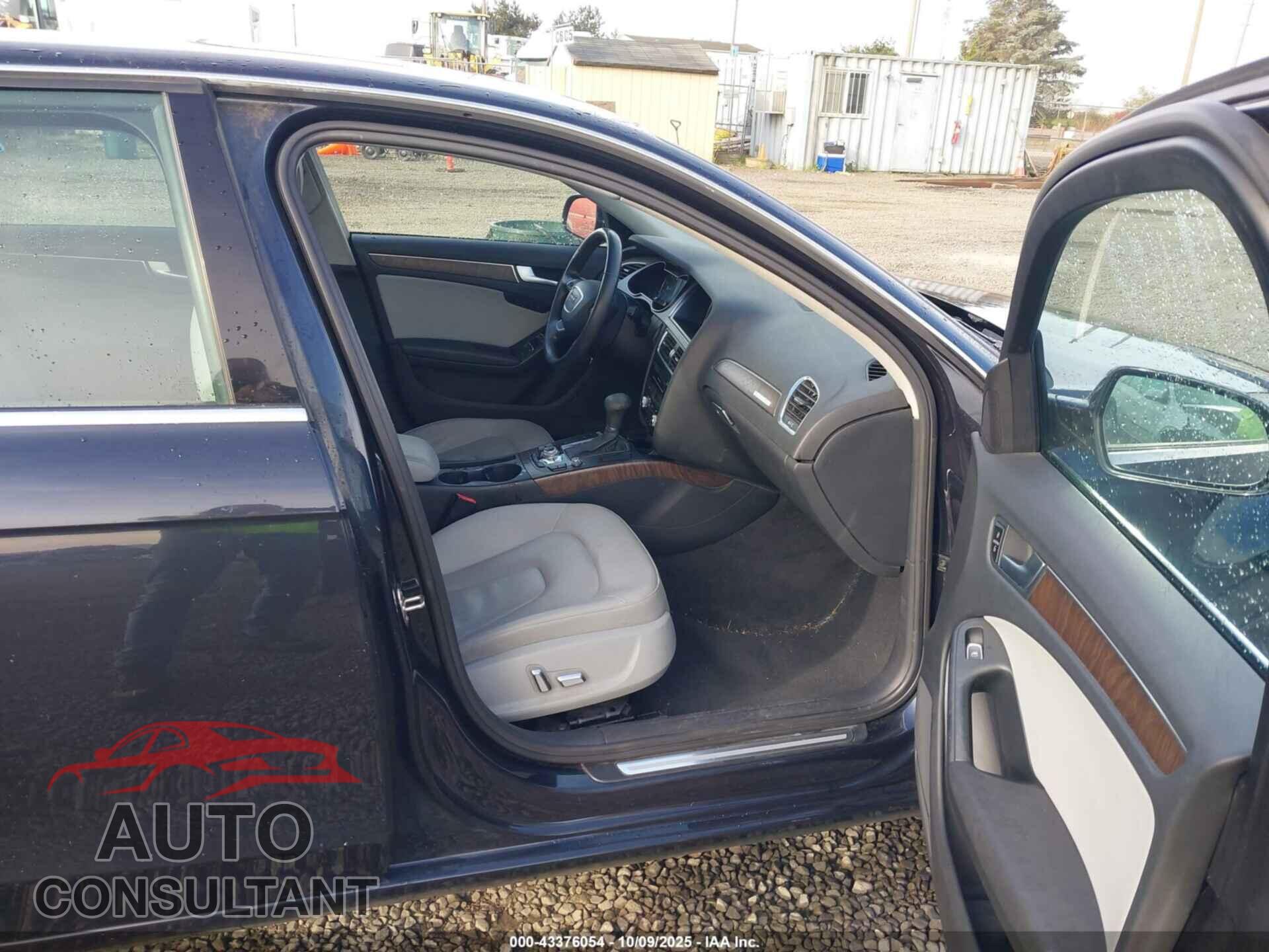AUDI A4 2013 - WAUFFAFL3DN023732