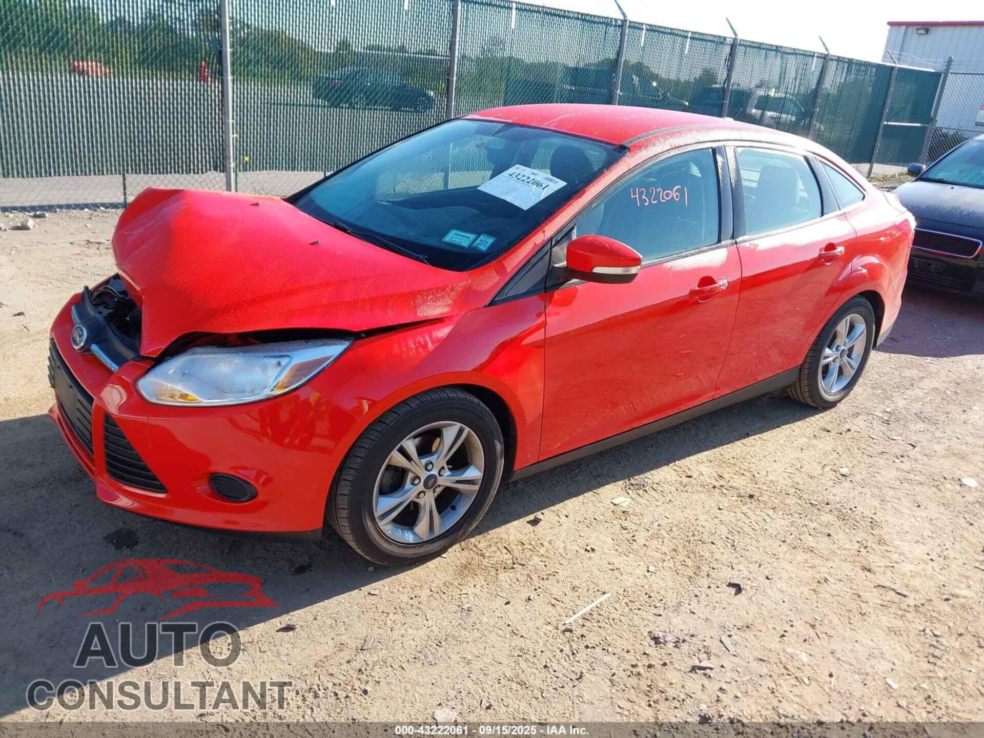 FORD FOCUS 2014 - 1FADP3F28EL125797