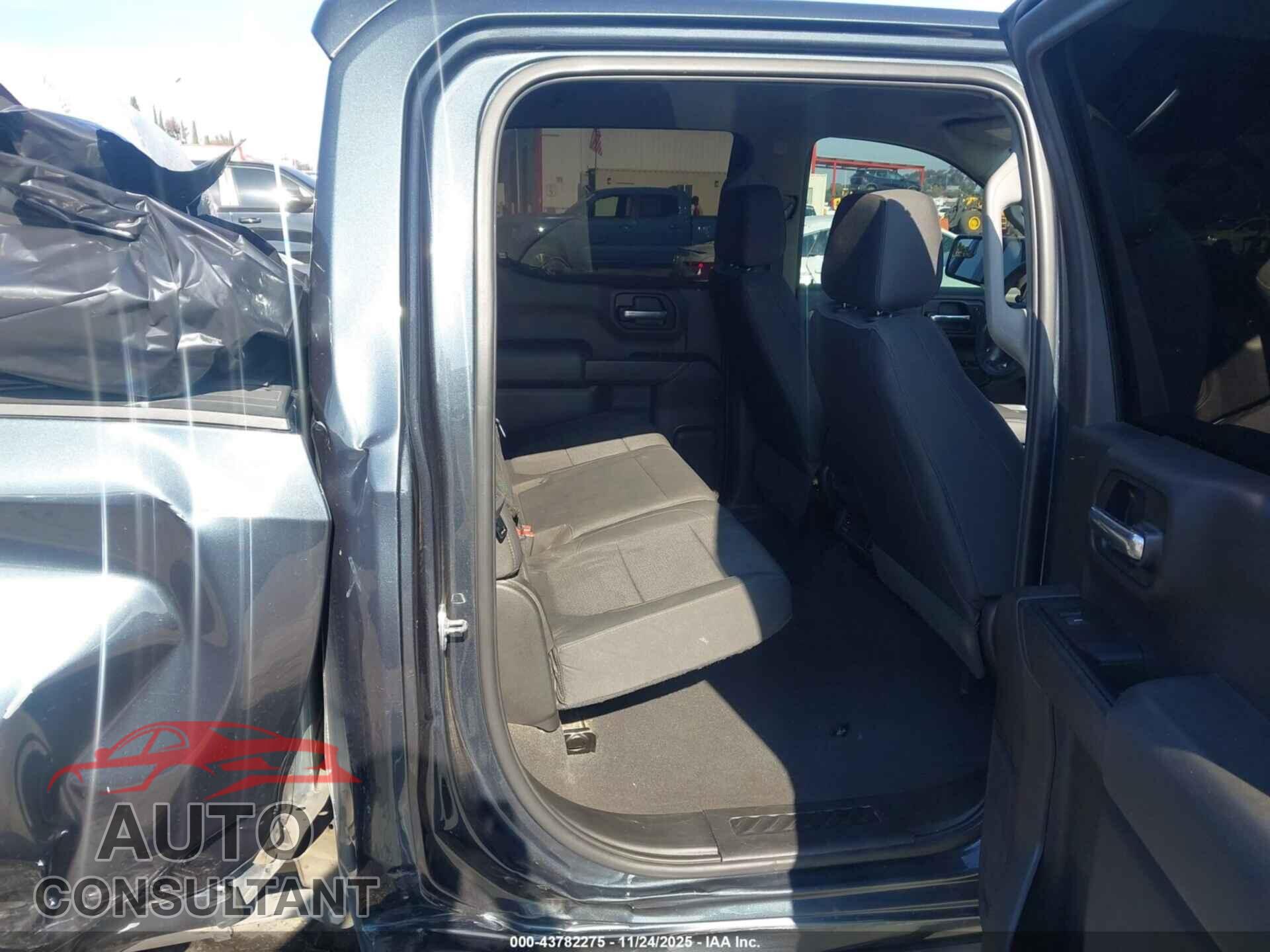 CHEVROLET SILVERADO 1500 2019 - 3GCPWBEF9KG295152