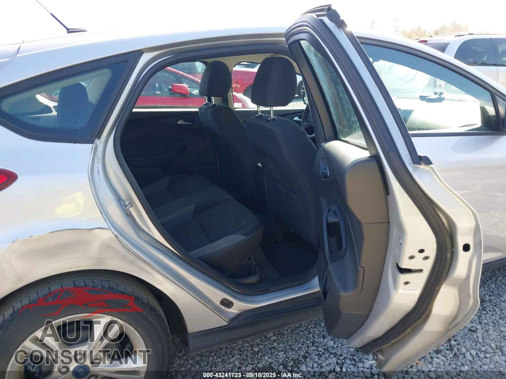 FORD FOCUS 2014 - 1FADP3K28EL330655
