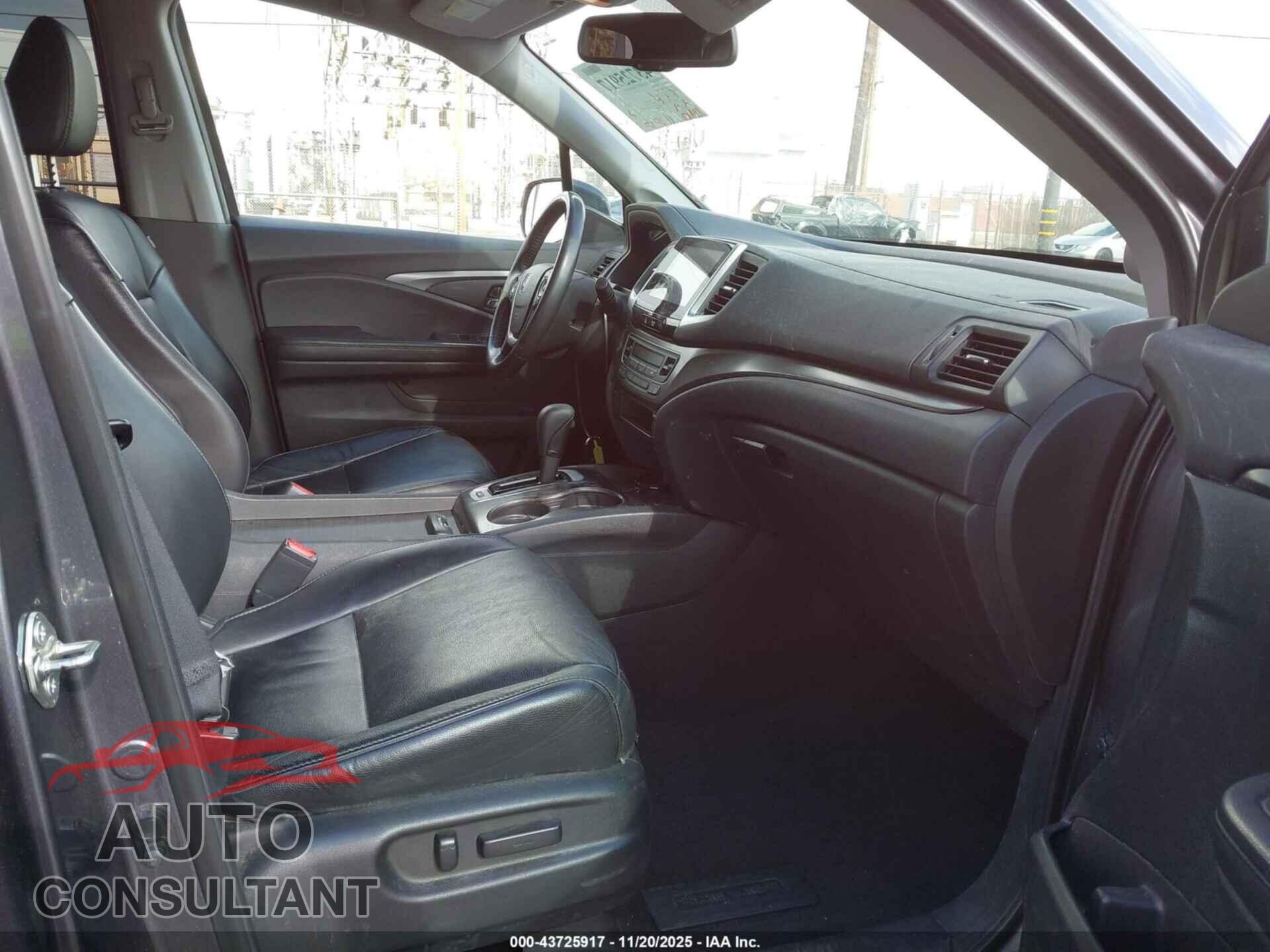 HONDA PILOT 2016 - 5FNYF6H58GB077439